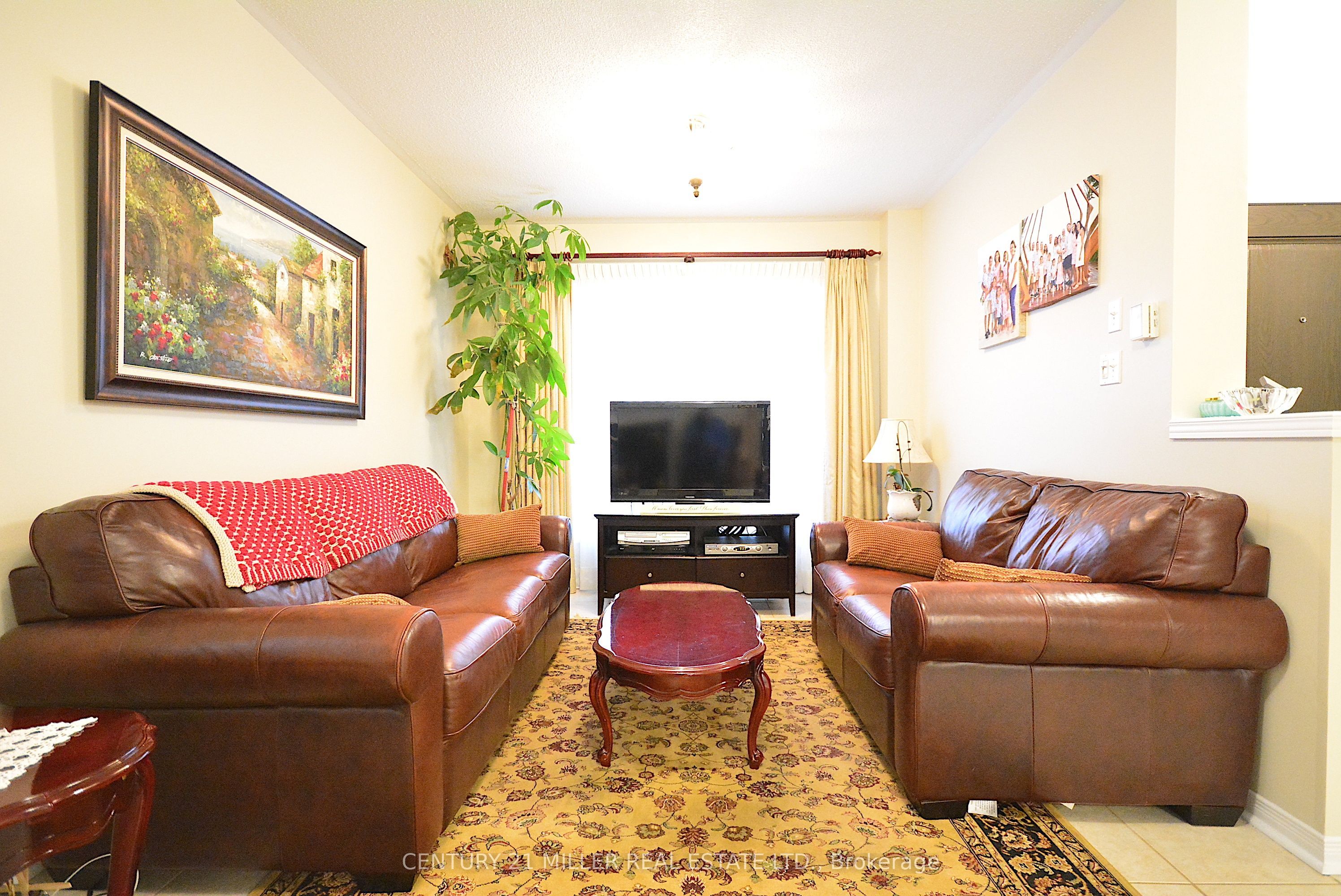 2131 Stillmeadow Road, Oakville 3