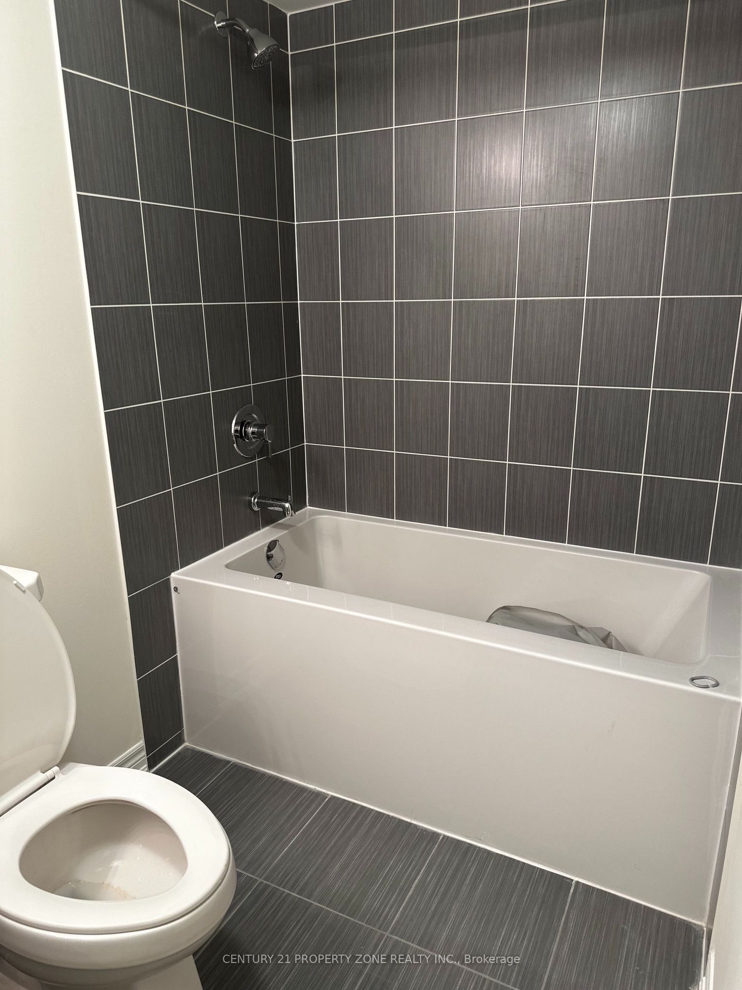 Unit Room 1 - 15685 Airport Road, Caledon 4