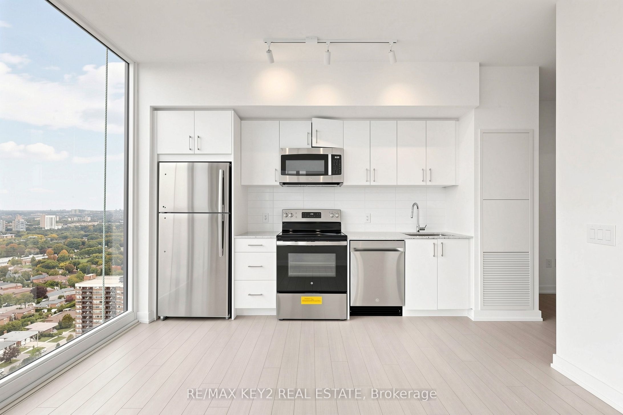 Unit 2719 - 4010 Eglinton Avenue W, Etobicoke 3
