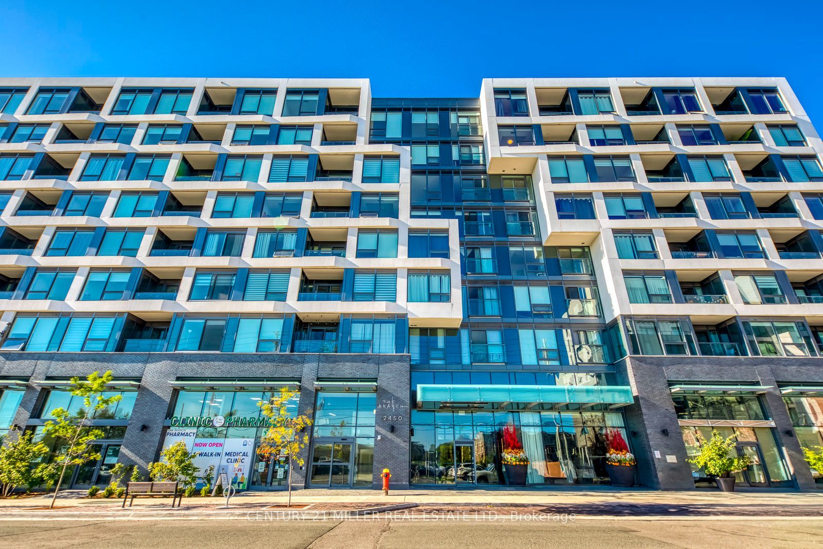 Unit 207 - 2450 Old Bronte Road, Oakville 3