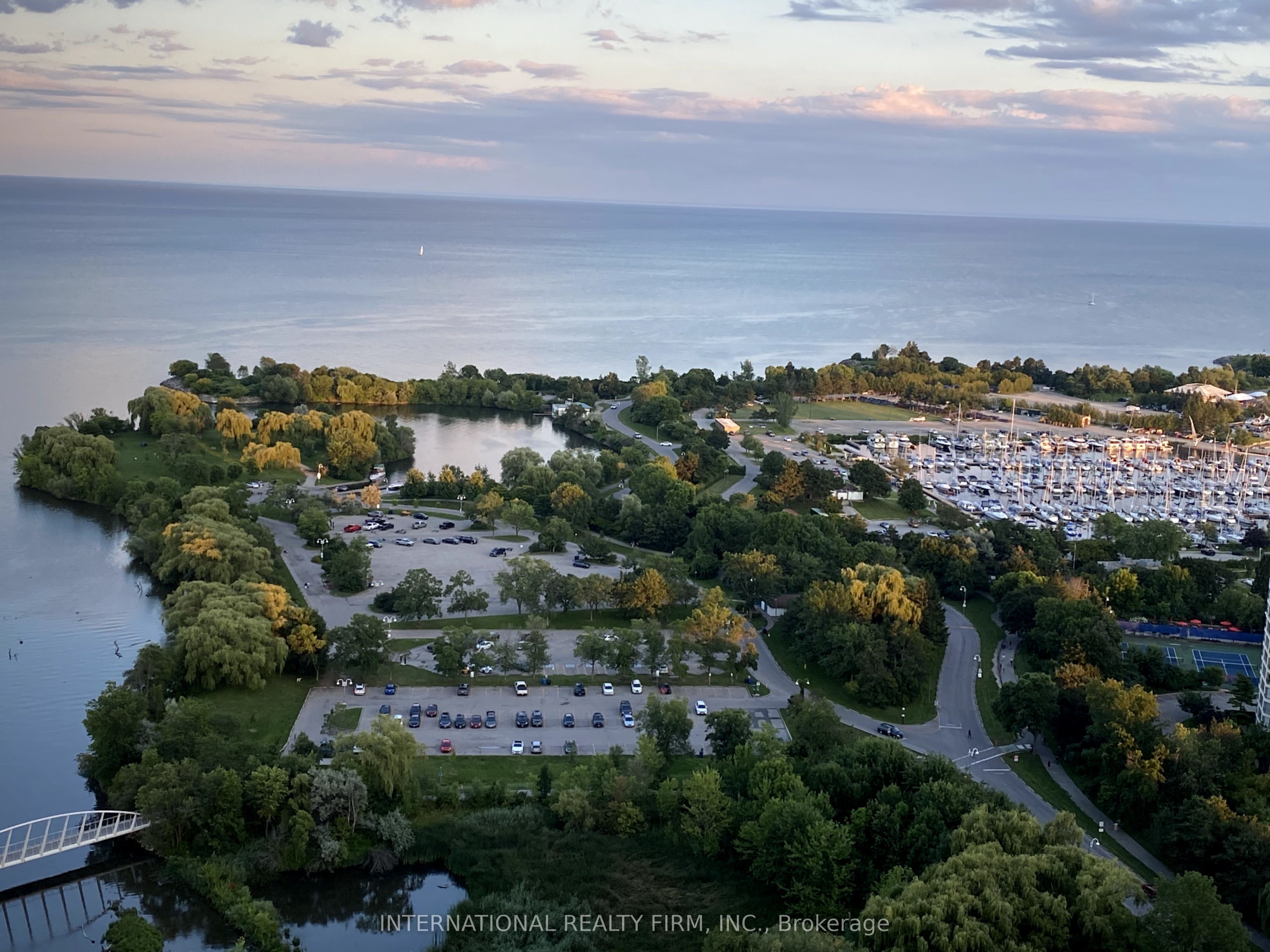 Unit 3606 - 2212 Lakeshore Road W, Etobicoke 2