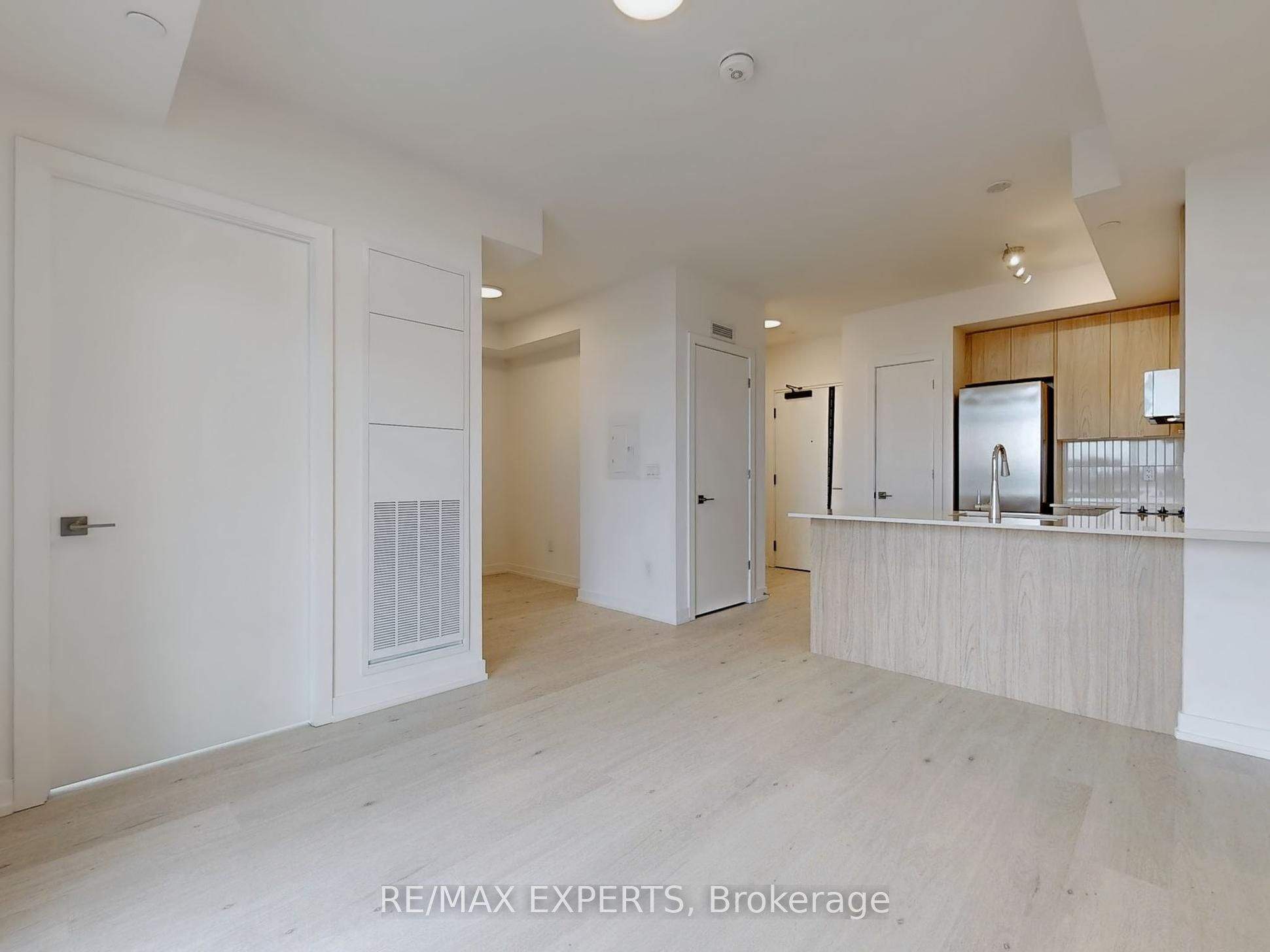 Unit 319 - 2501 Saw Whet Boulevard E, Oakville 3