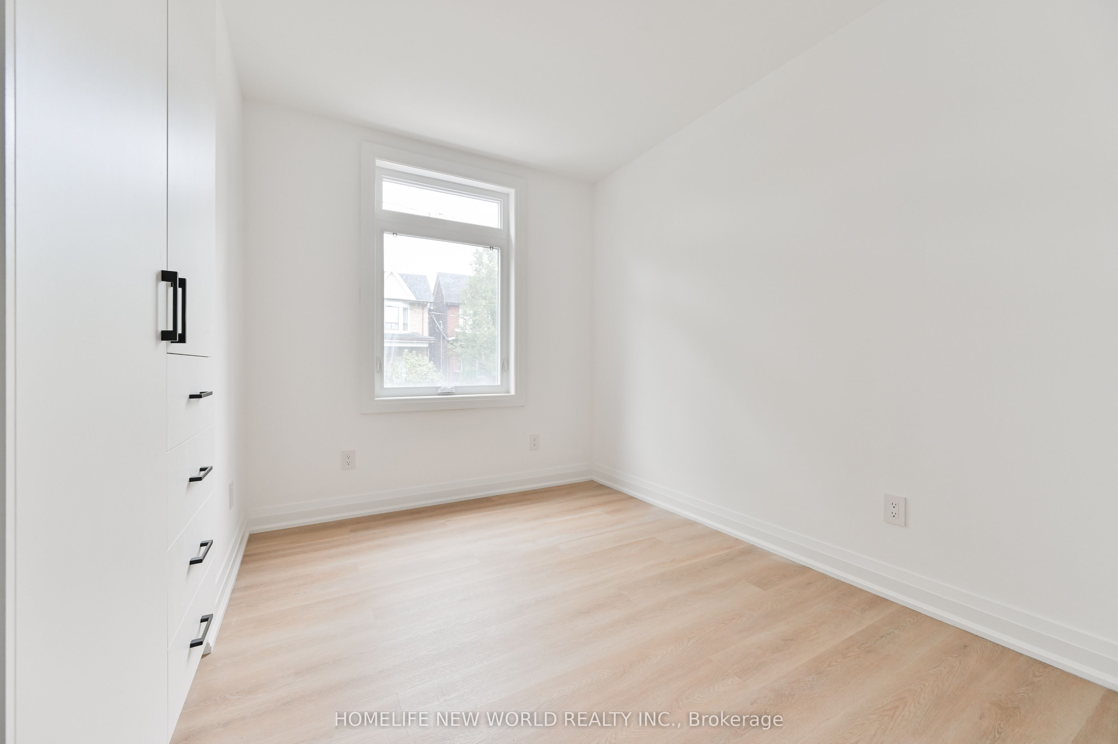 Unit Main - 228 Emerson Ave Avenue, Toronto 5