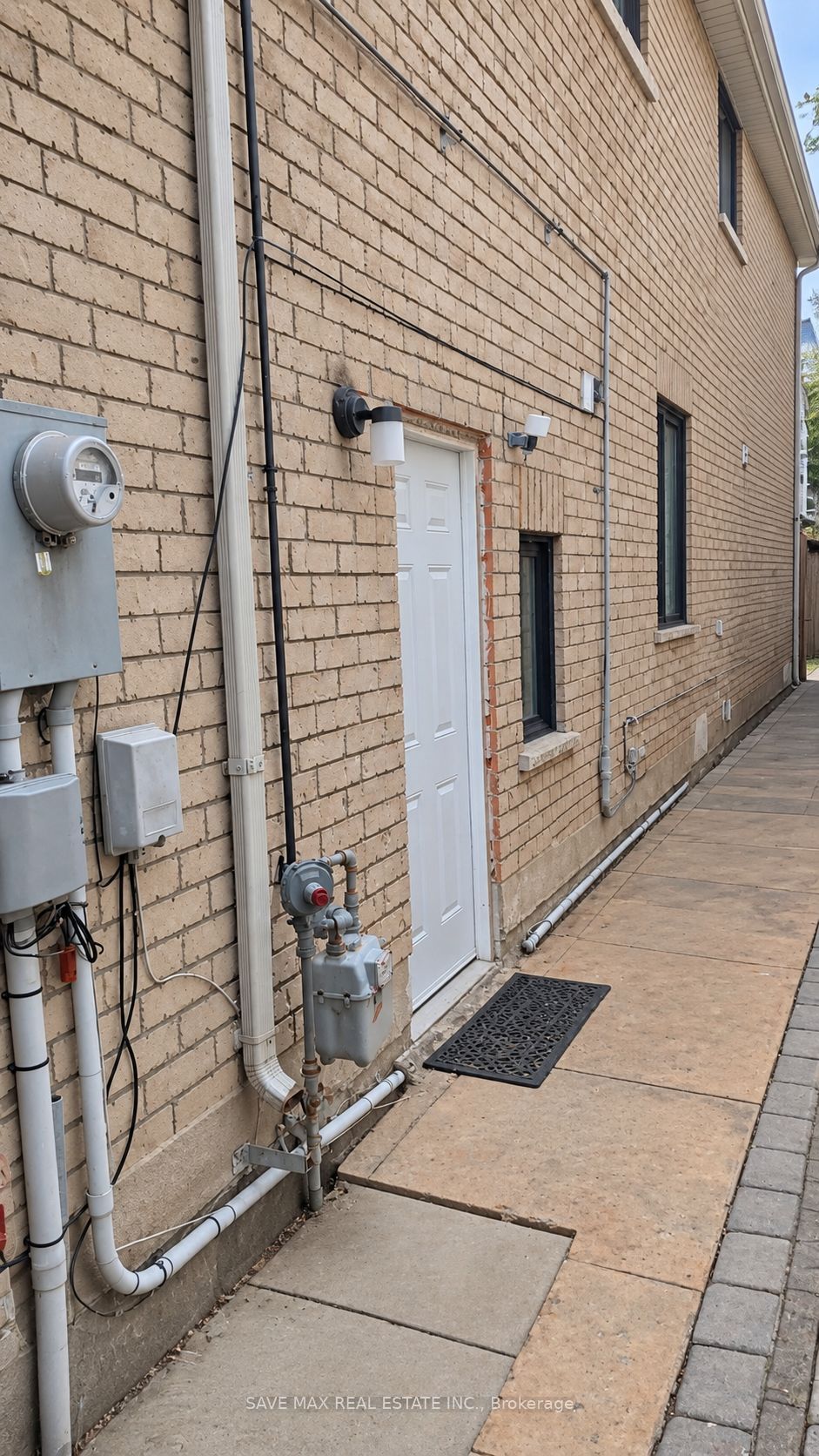 Unit BSMT - 18 Salonica Road, Brampton 2