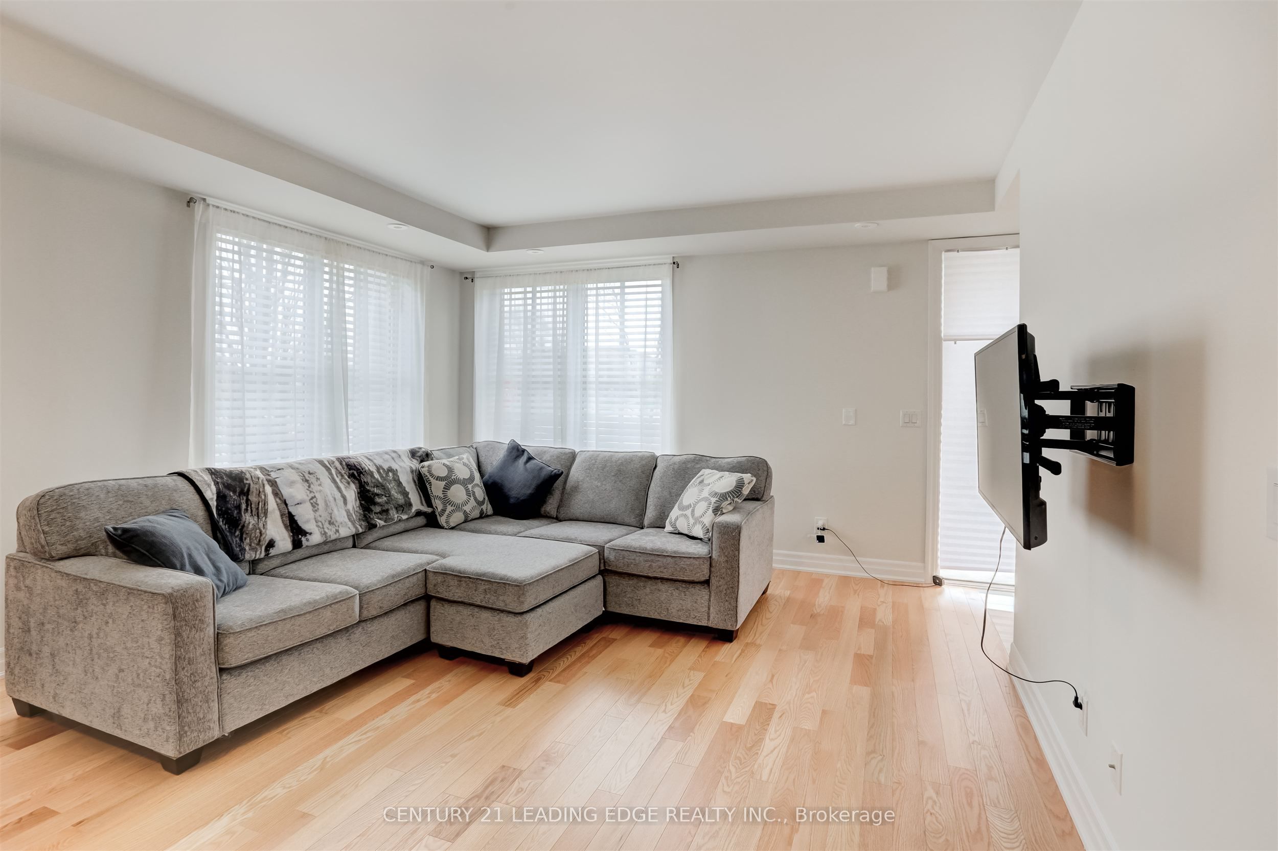 Unit 106 - 1180 Cawthra Road, Mississauga 3