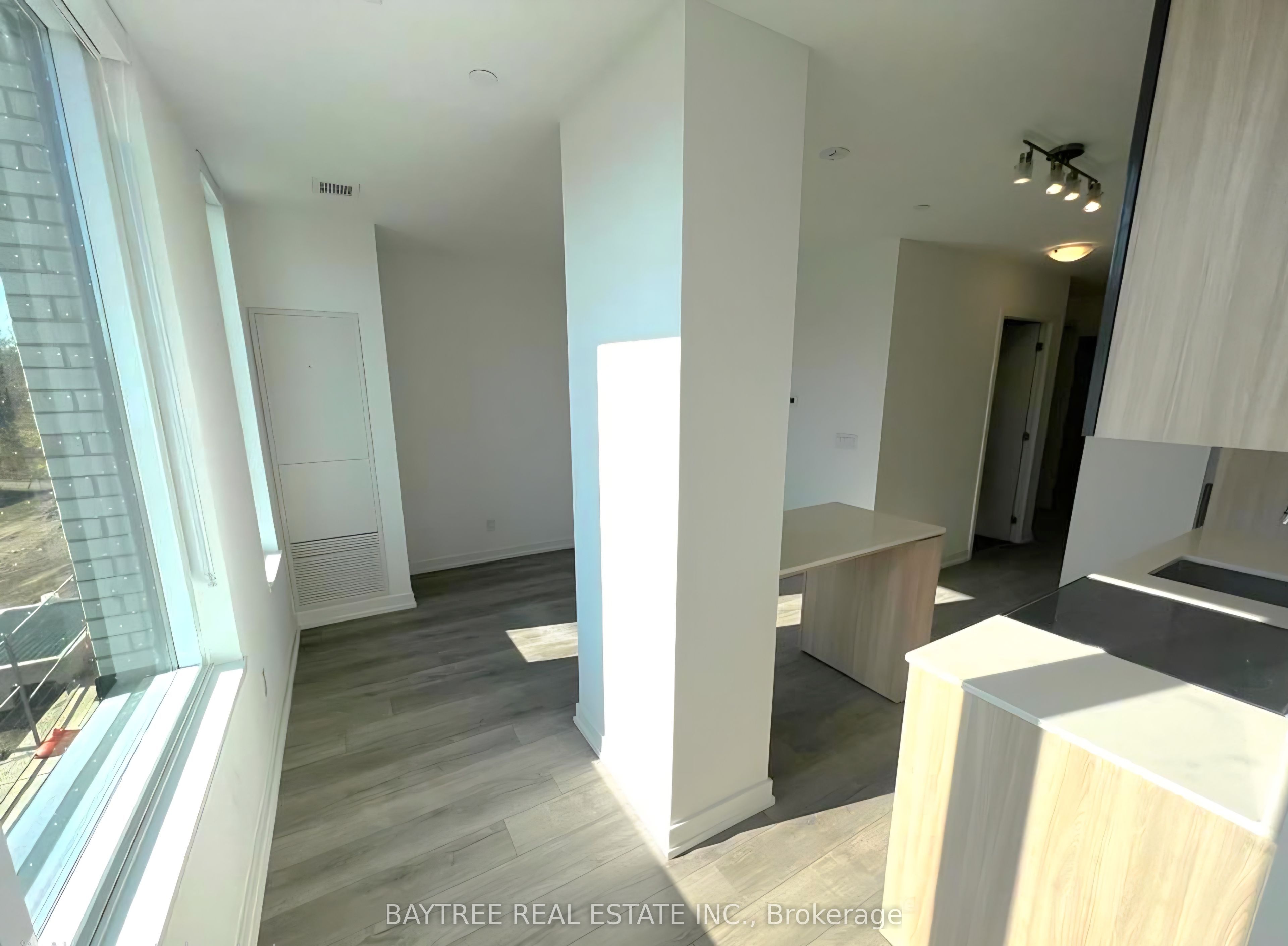 Unit 205 - 11 Maryport Avenue, North York 3