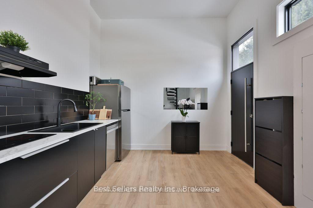 Unit 2 - 172 Royal York Road, Etobicoke 5