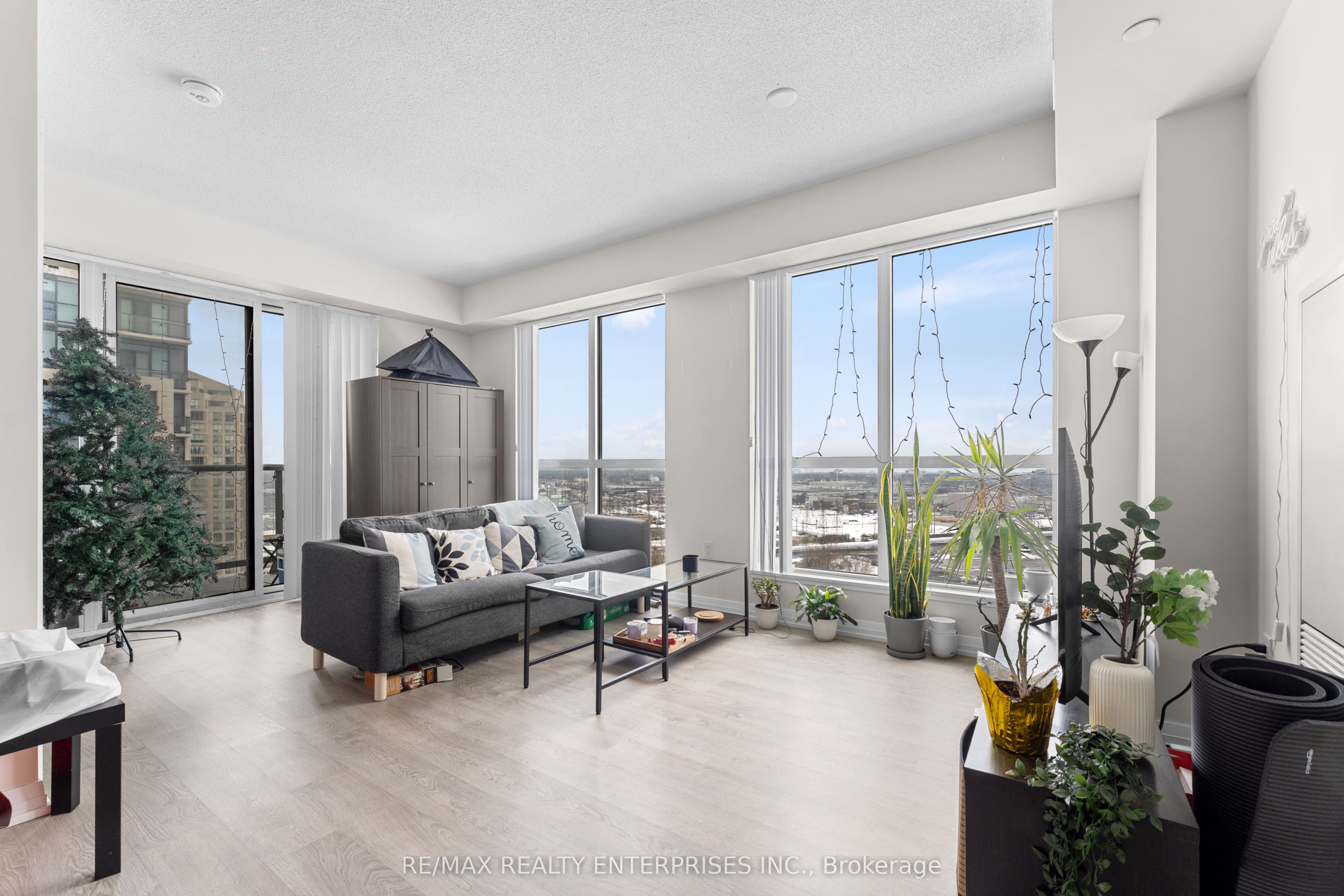 Unit 1102 - 50 Thomas Riley Road, Etobicoke 4