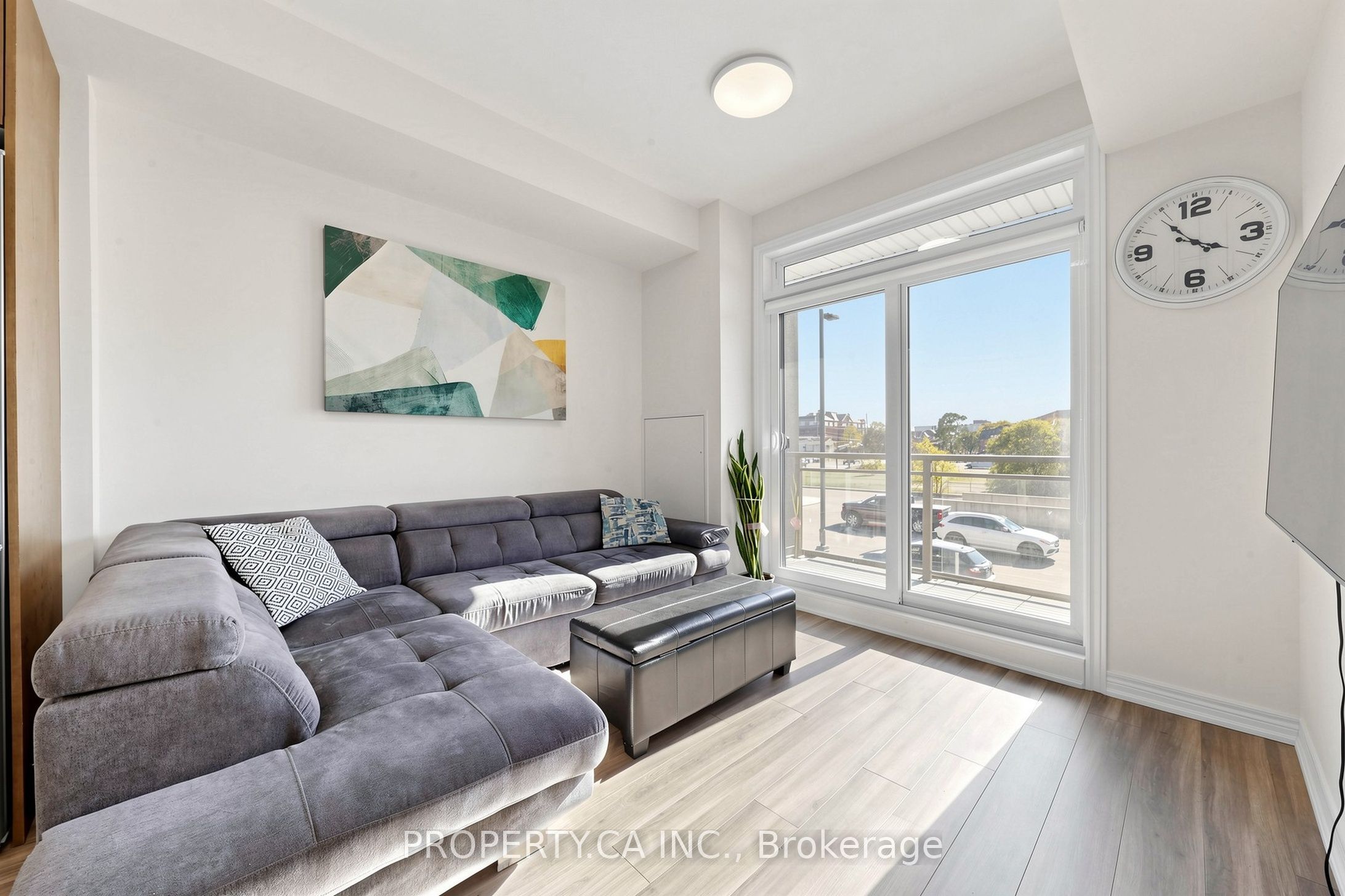 Unit 221 - 457 Plains Road E, Burlington 5