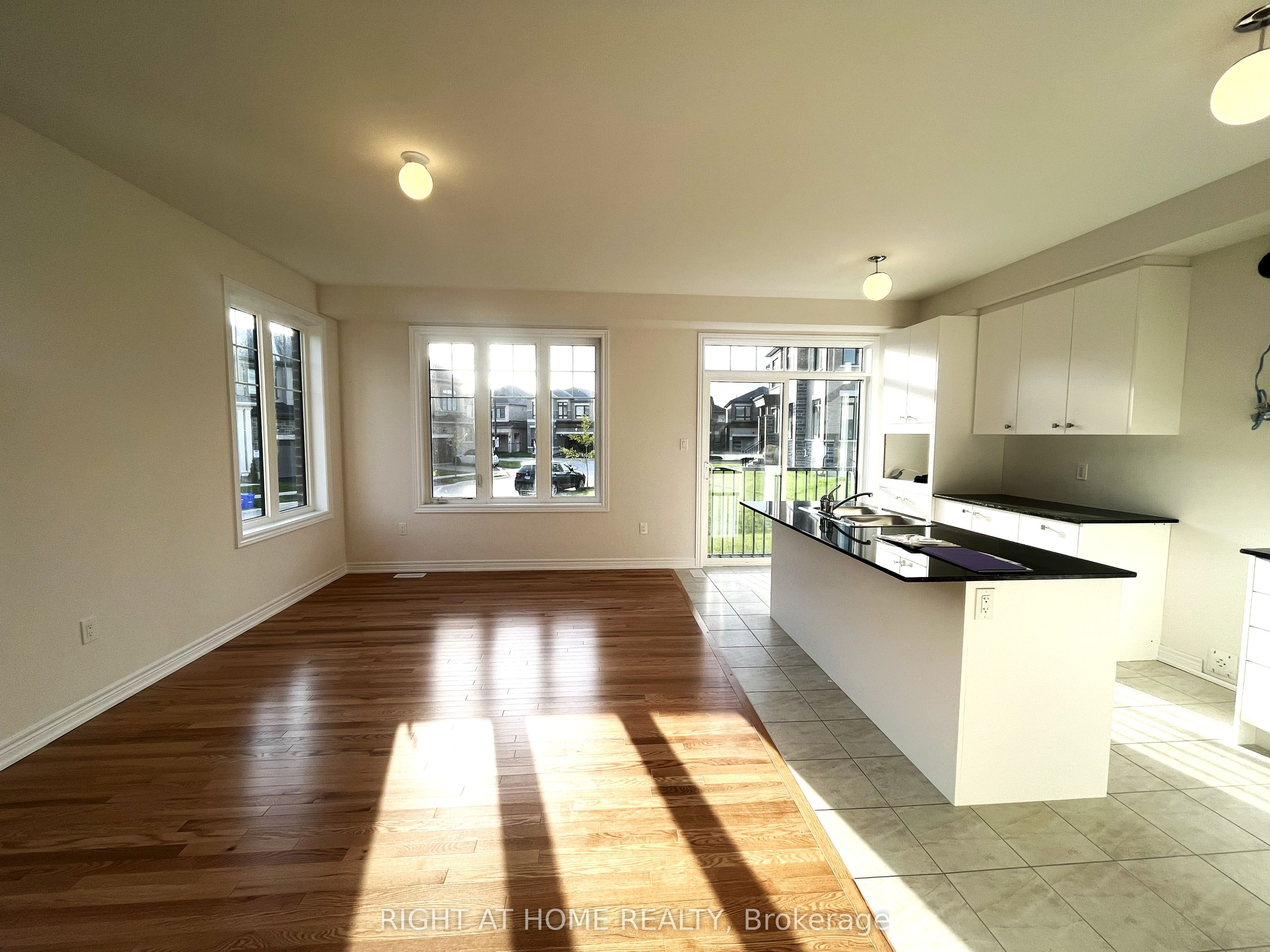 740 Apple Terrace, Milton 5