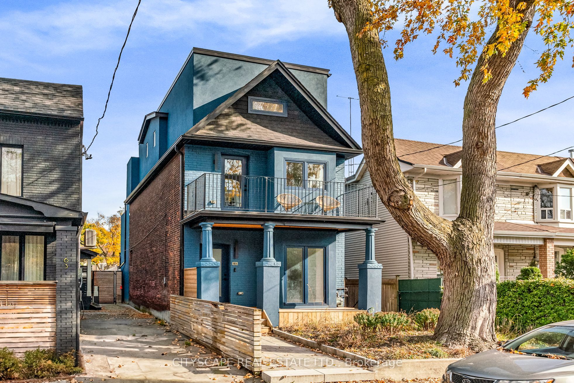 Unit Upper - 61 Edwin Avenue, Toronto 2