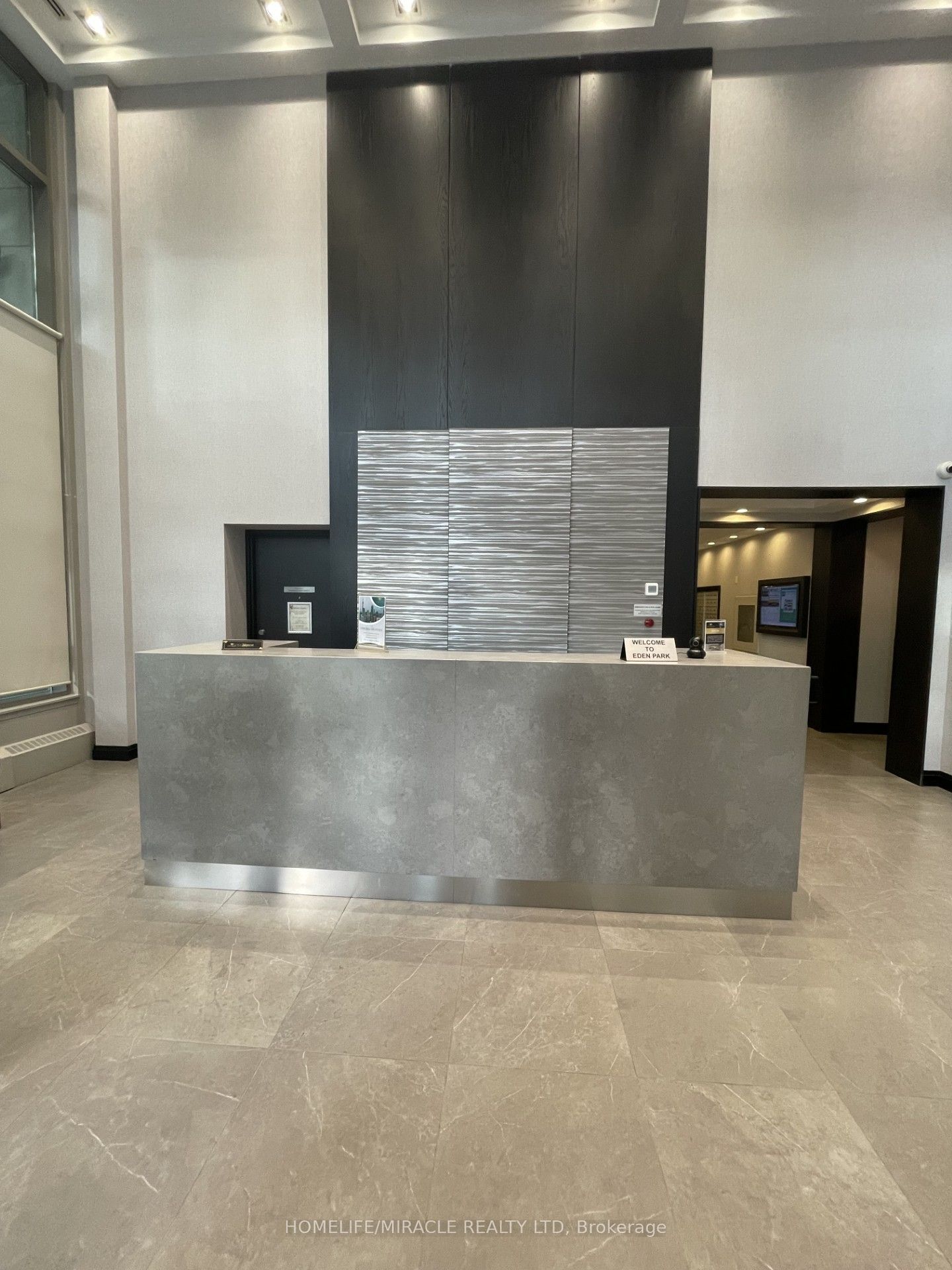 Unit 2108 - 3504 Hurontario Street, Mississauga 5