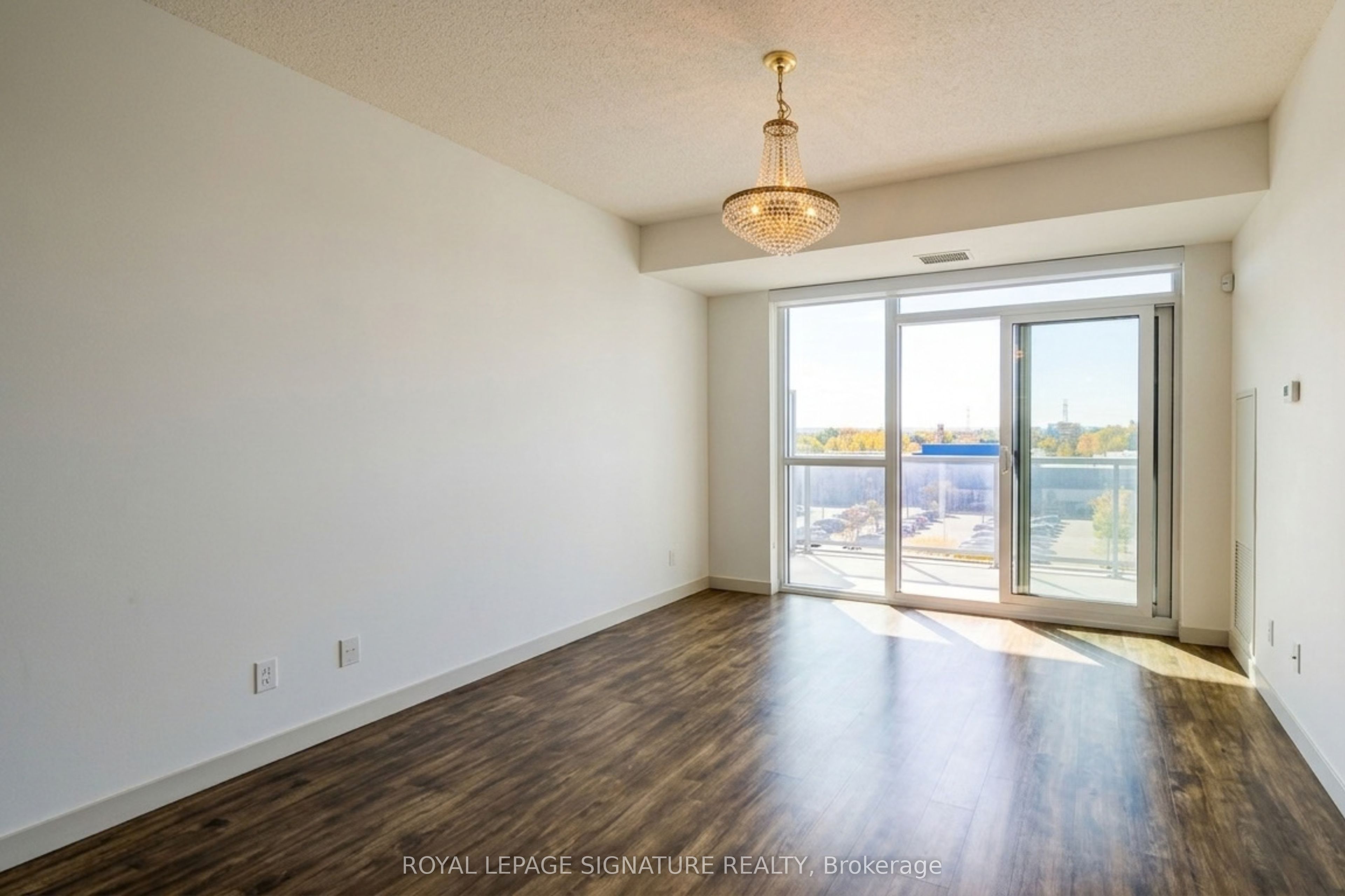 Unit 505 - 2081 Fairview Street, Burlington 5