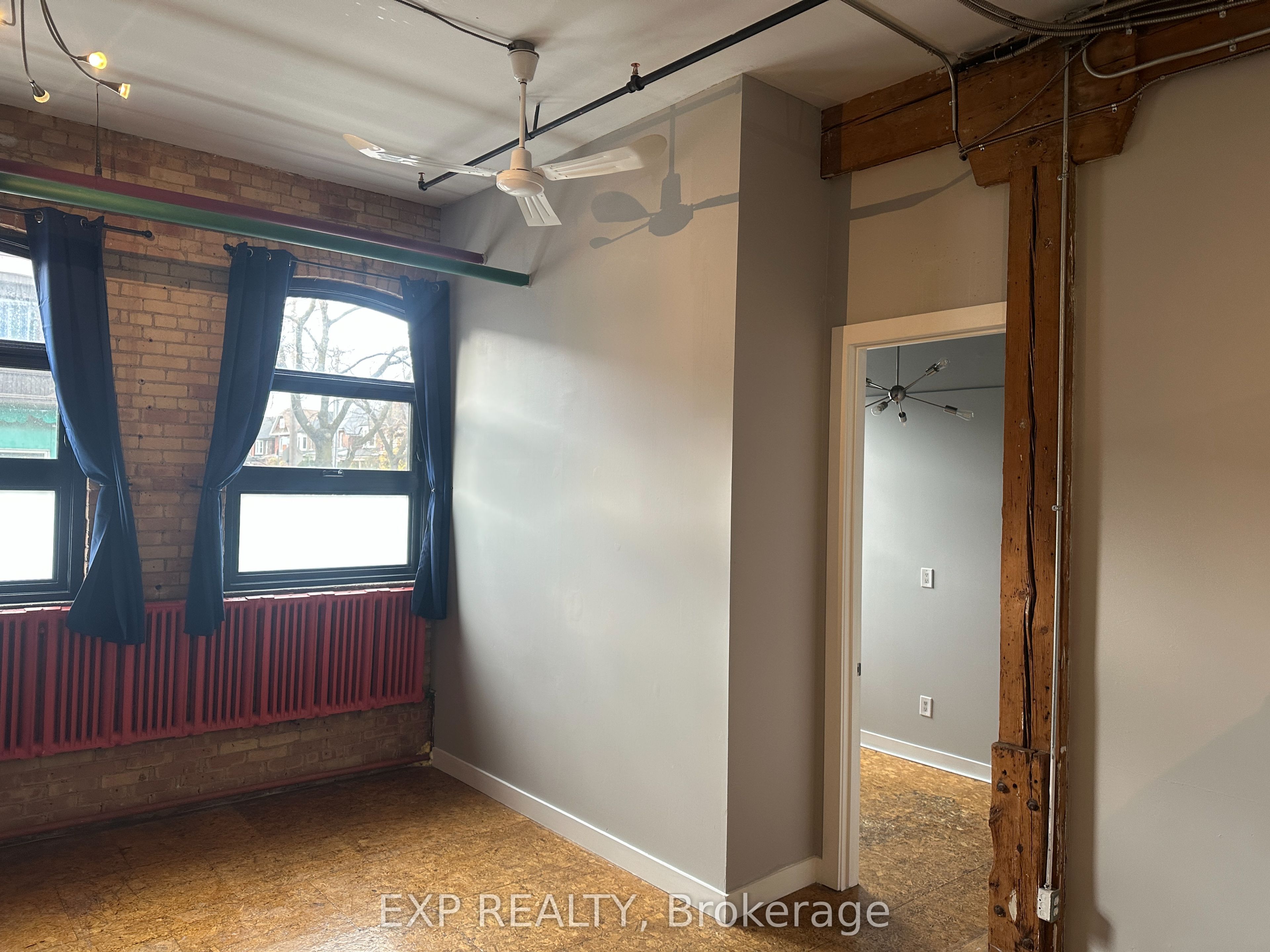 Unit 2474 - 2480 Dundas Street W, Toronto 4