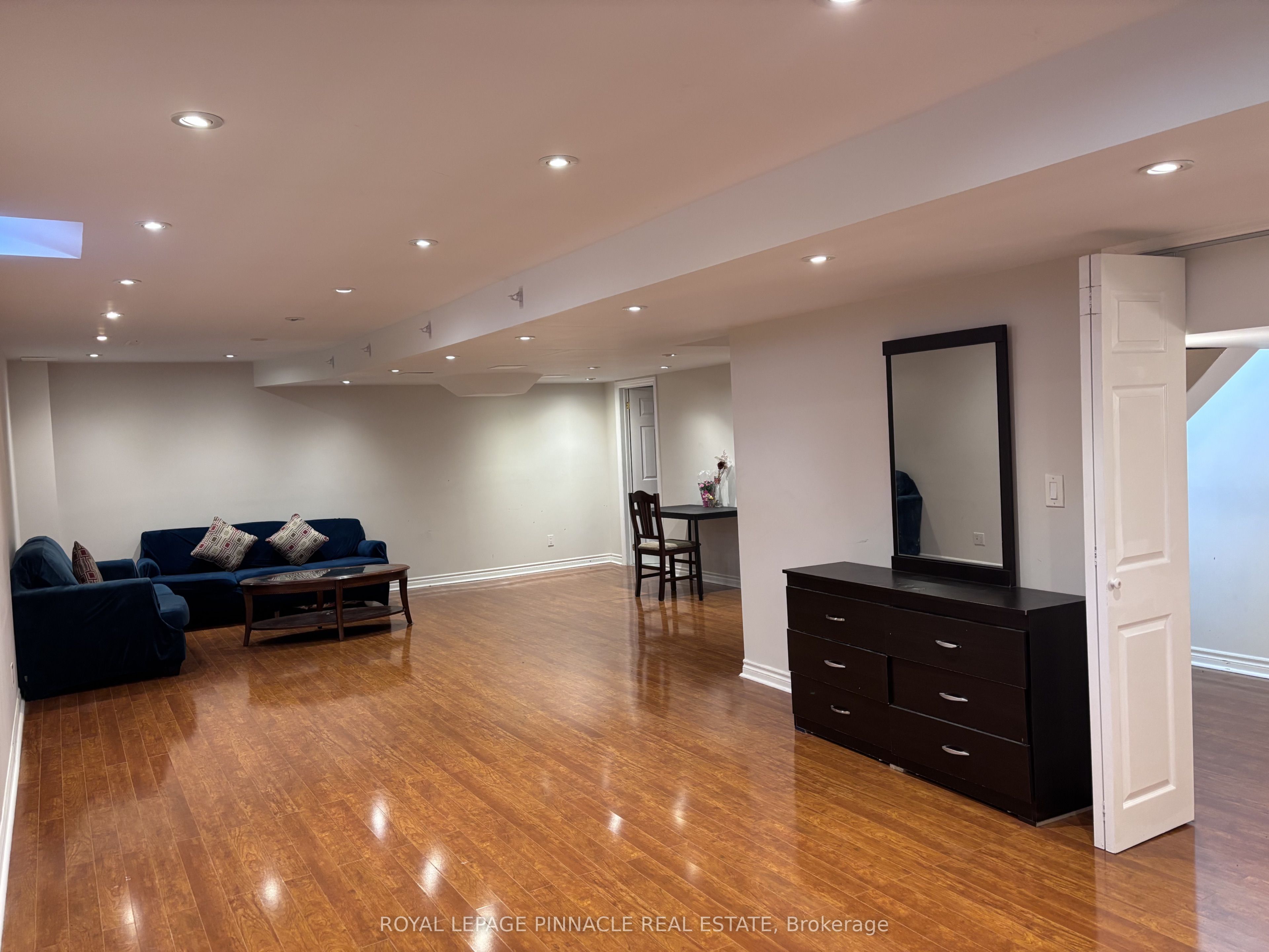 Unit BSMT - 5763 Raftsman Cove, Mississauga 2
