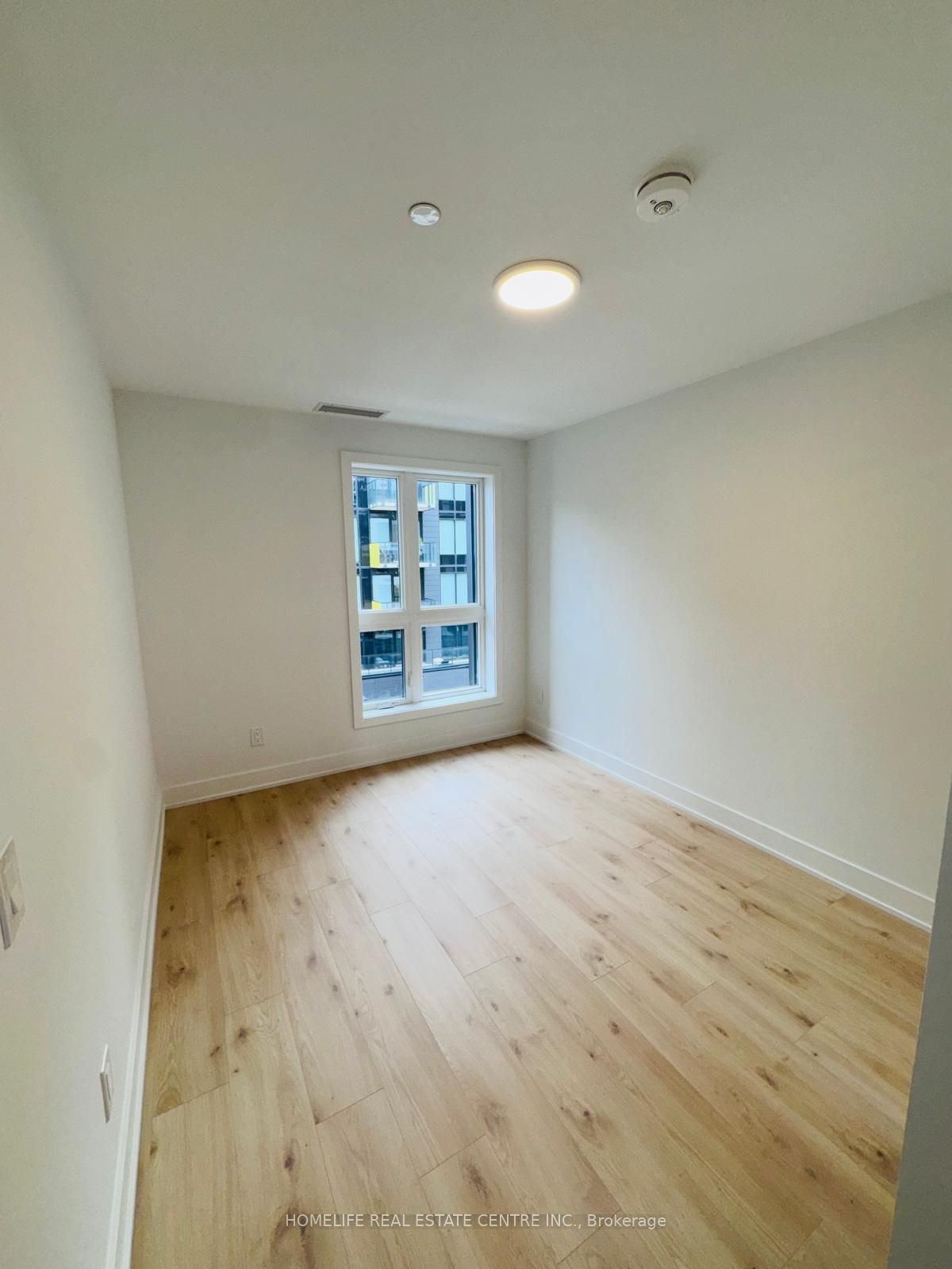 Unit 409 - 3008 William Cutmore Boulevard, Oakville 5