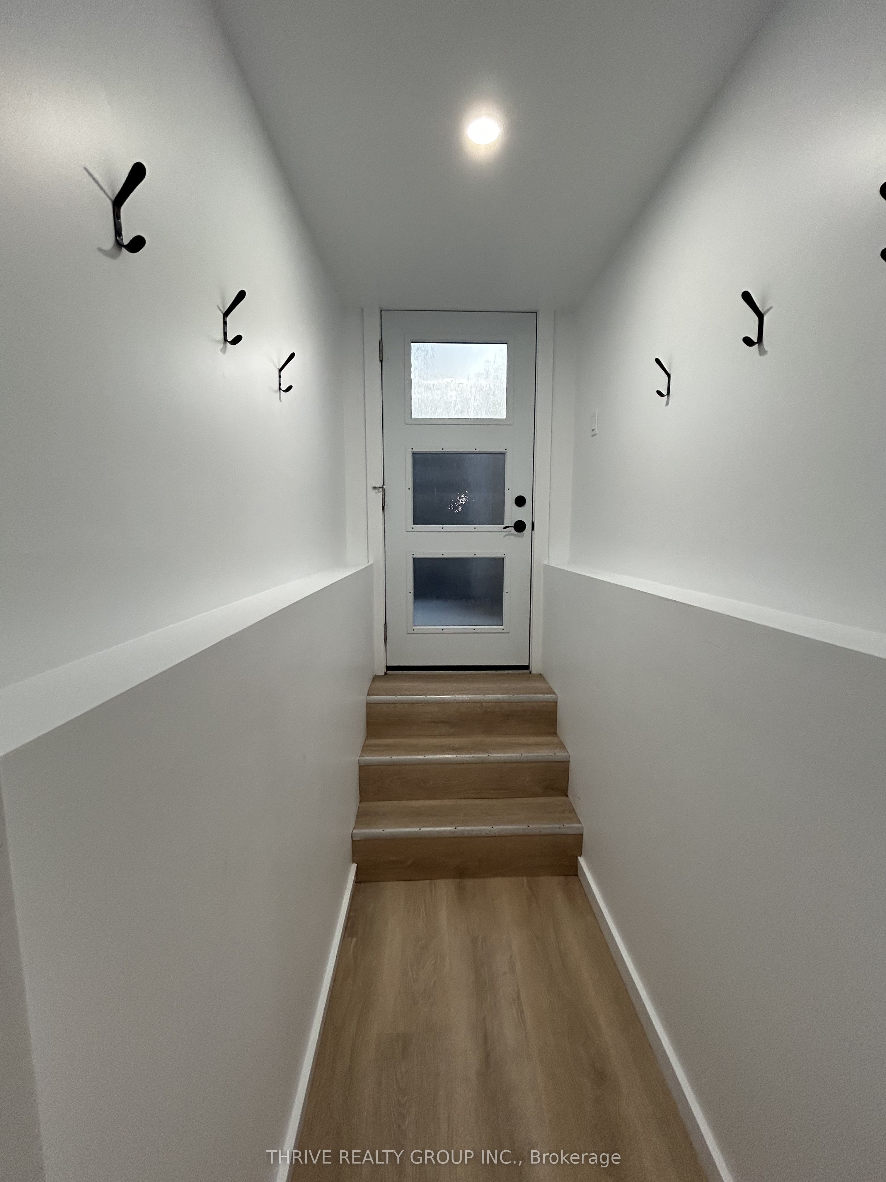 Unit Lower - 27 Belgrave Avenue, London 3