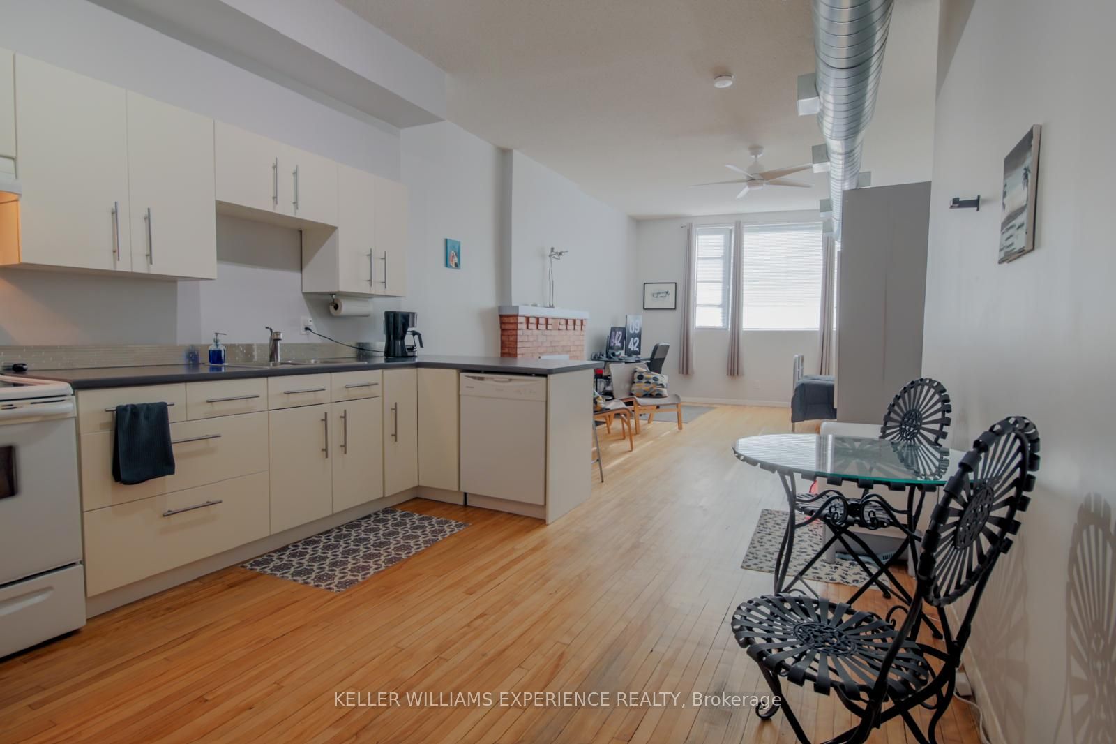 Unit 2nd Floor - 17 John Street N, Hamilton 3