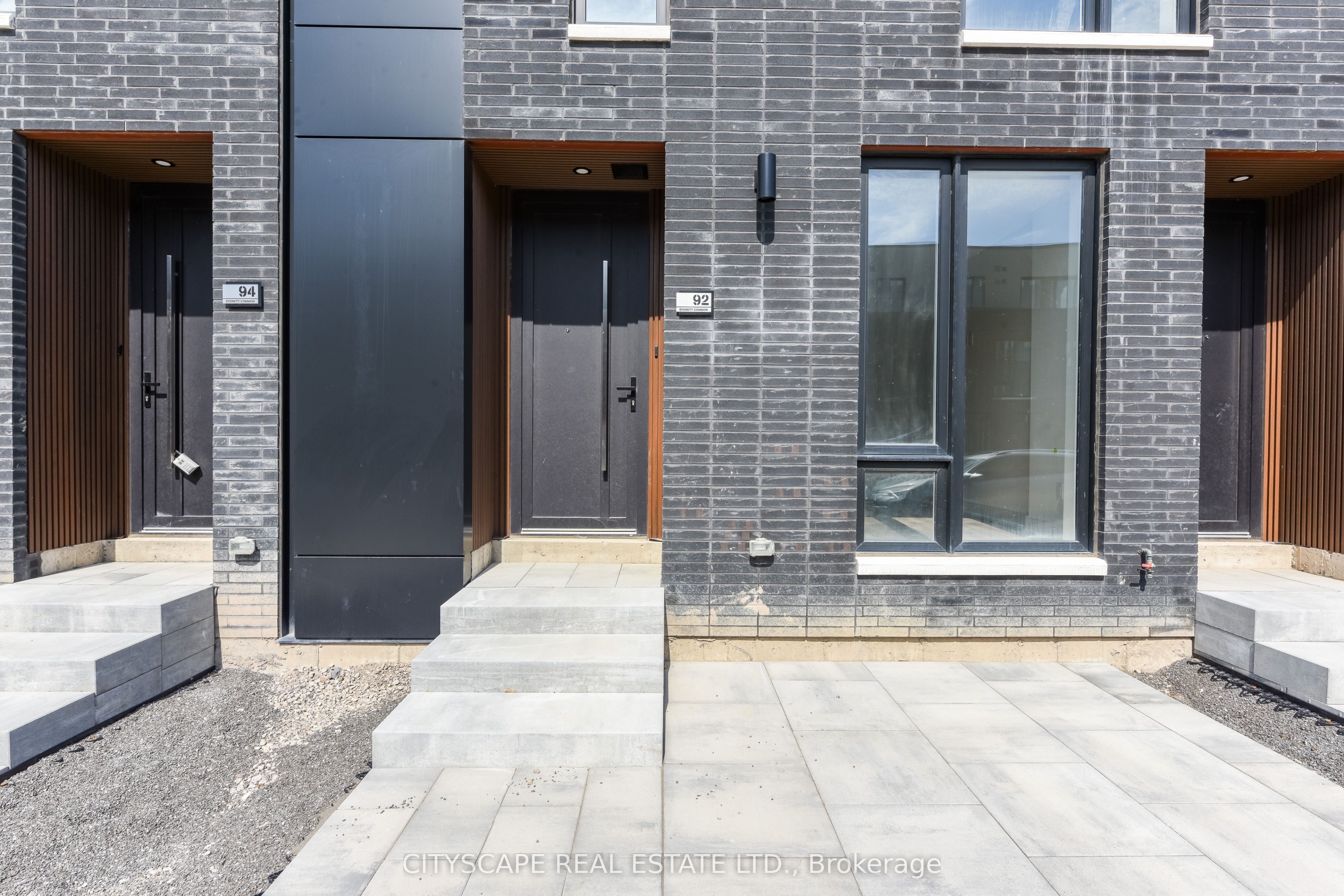 Unit 92 - 92 Everett Common, St. Catharines 4