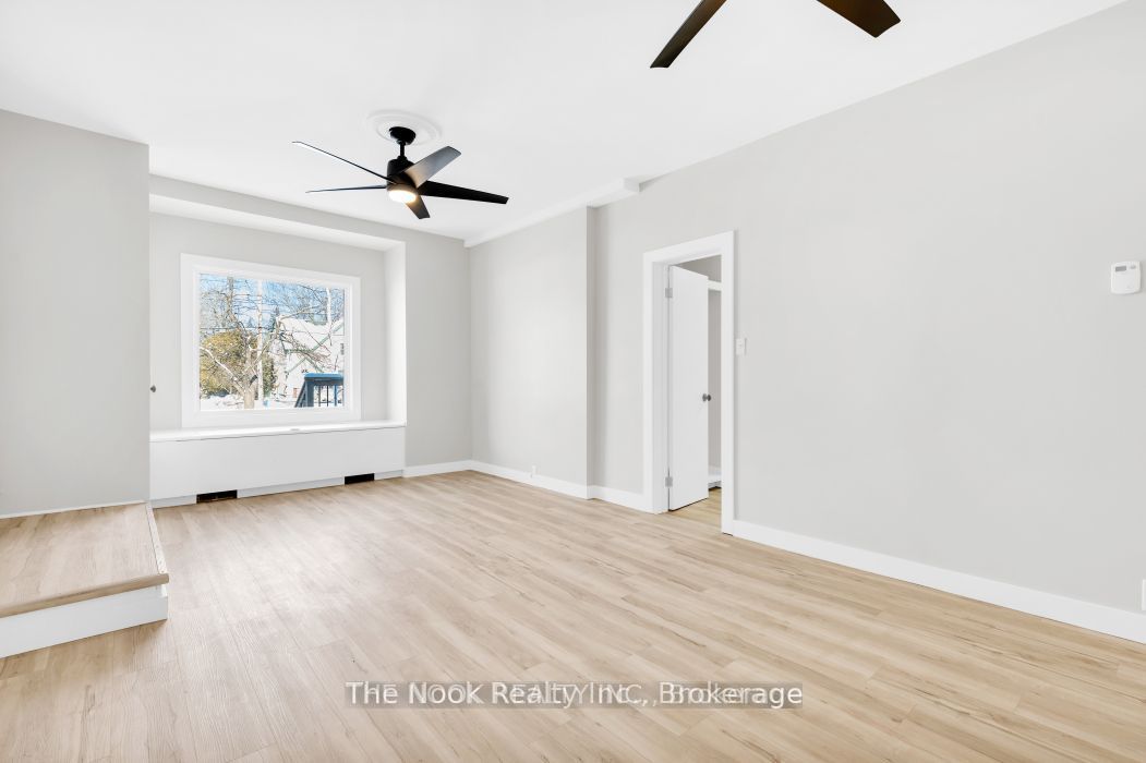 243 Bridge Street E, Belleville 1
