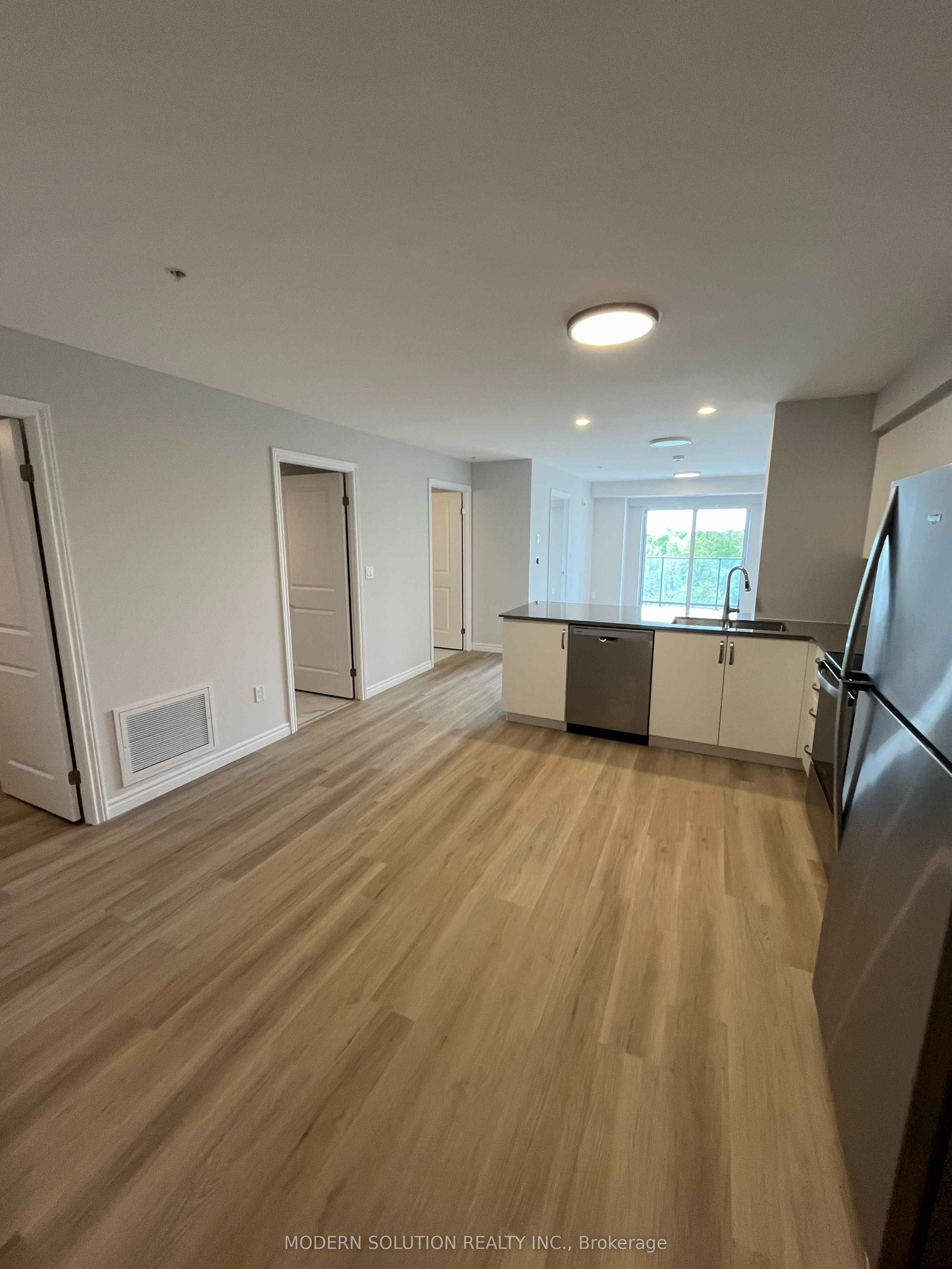 Unit 804 - 425 Watson Parkway N, Guelph 4