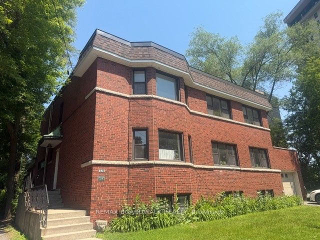 Unit 2 - 379 Stewart Street, Ottawa 2