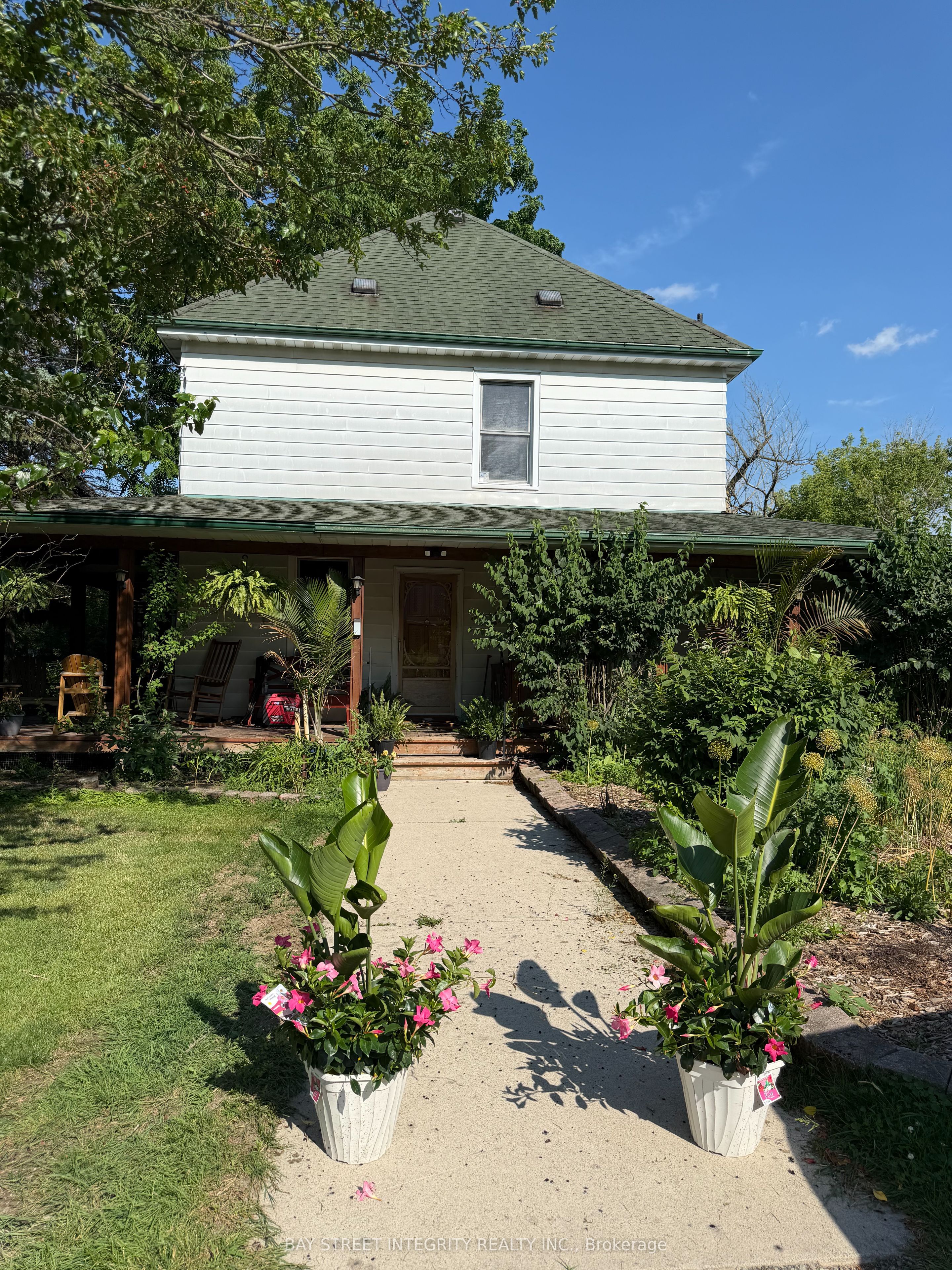 3183 Cemetery Road, Glanbrook 2