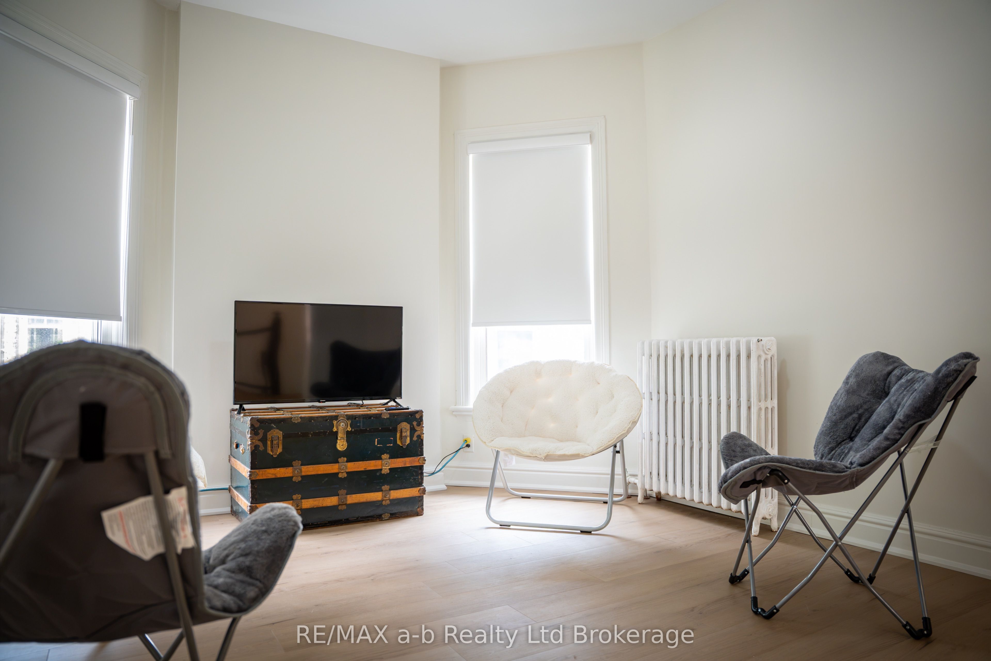 Unit Upper - 390 Ontario Street, Stratford 5