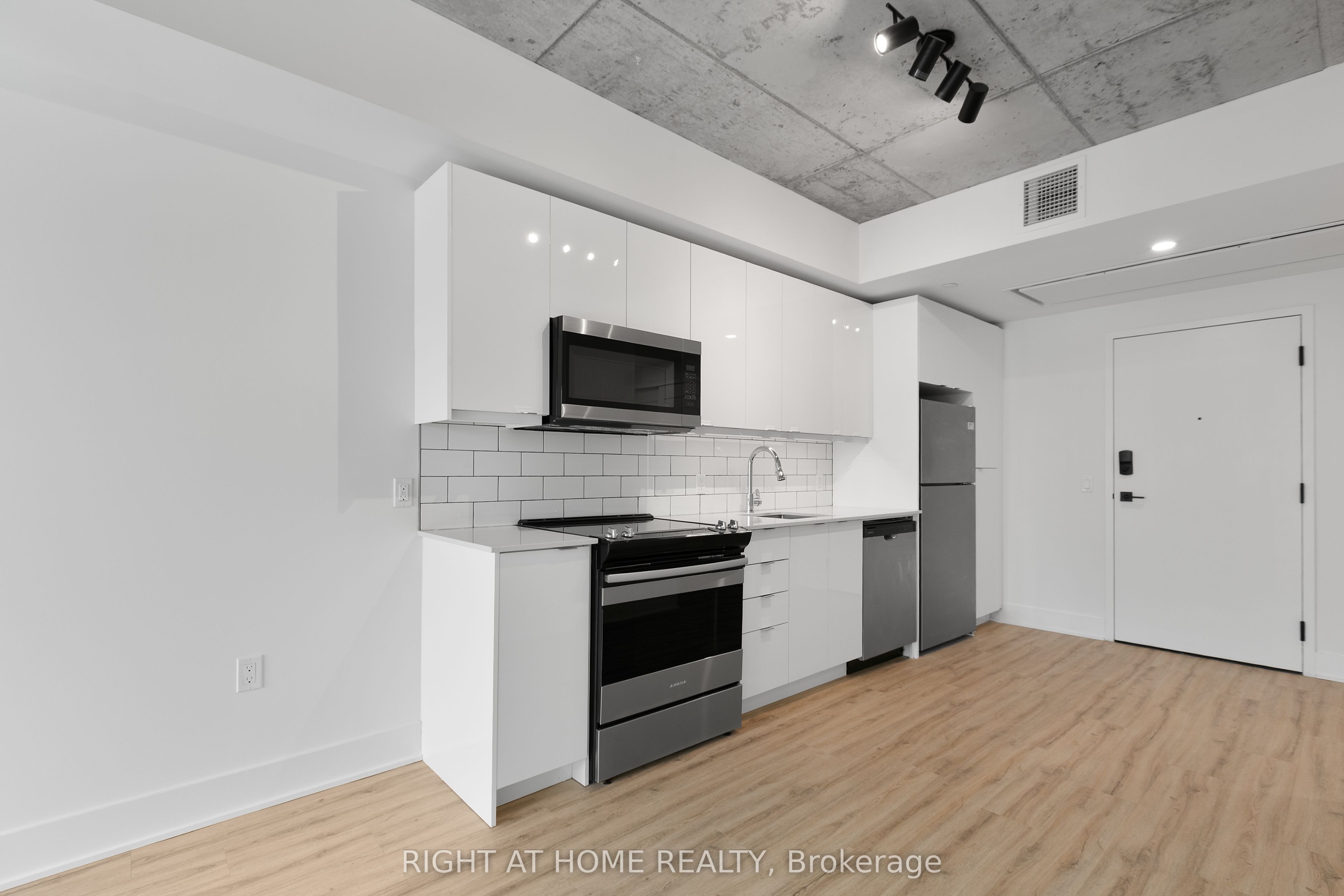 Unit 505 - 377 Winona Avenue, Ottawa 4
