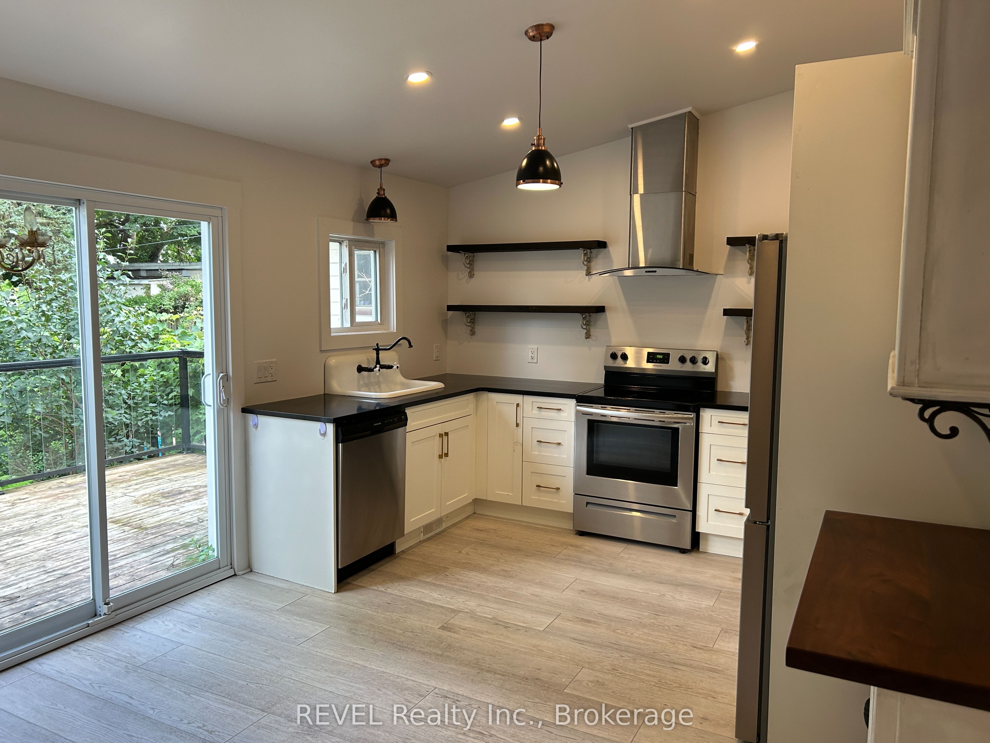 43 Wiley Street, St. Catharines 3