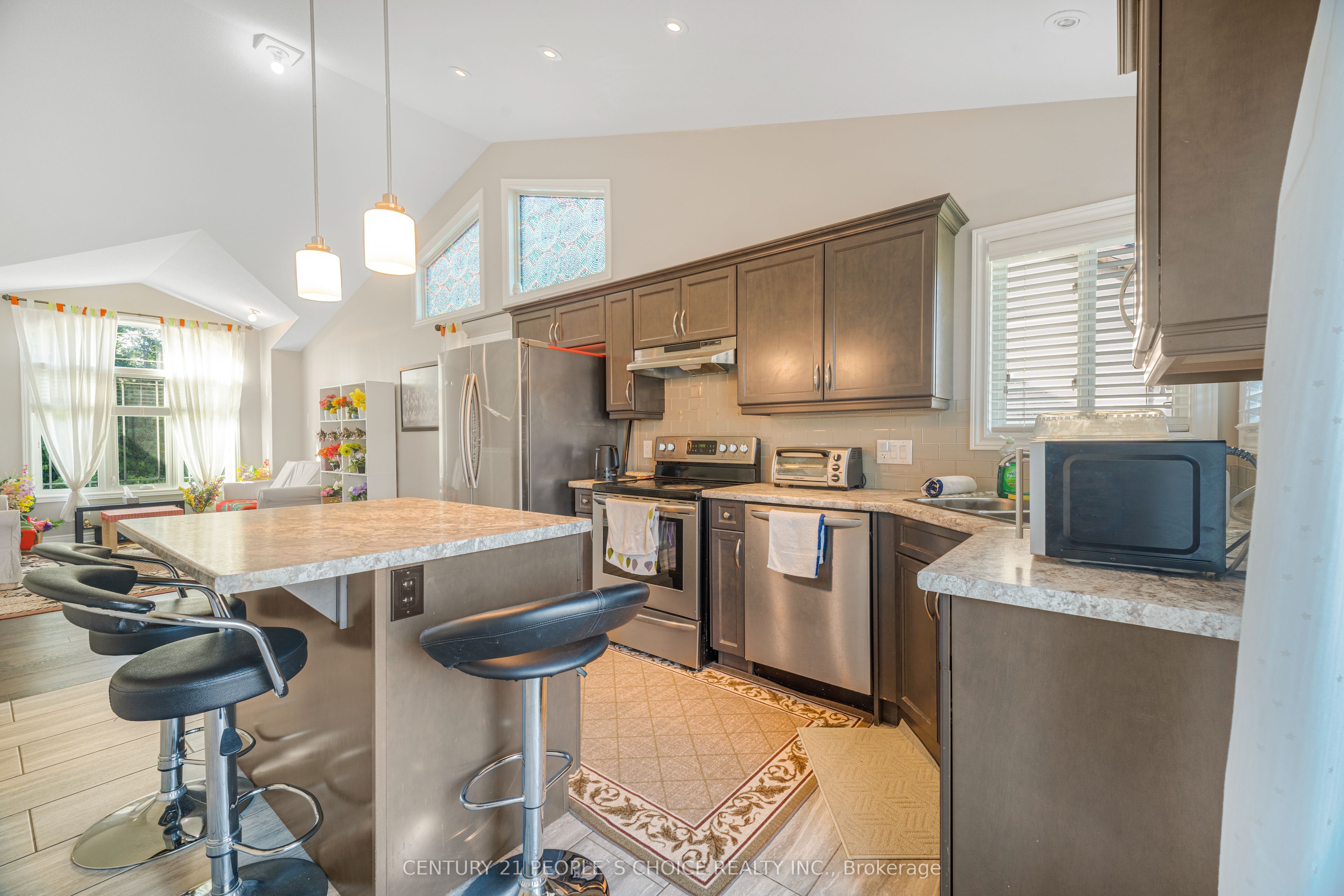 6534 SAM IORFIDA Drive, Niagara Falls 5