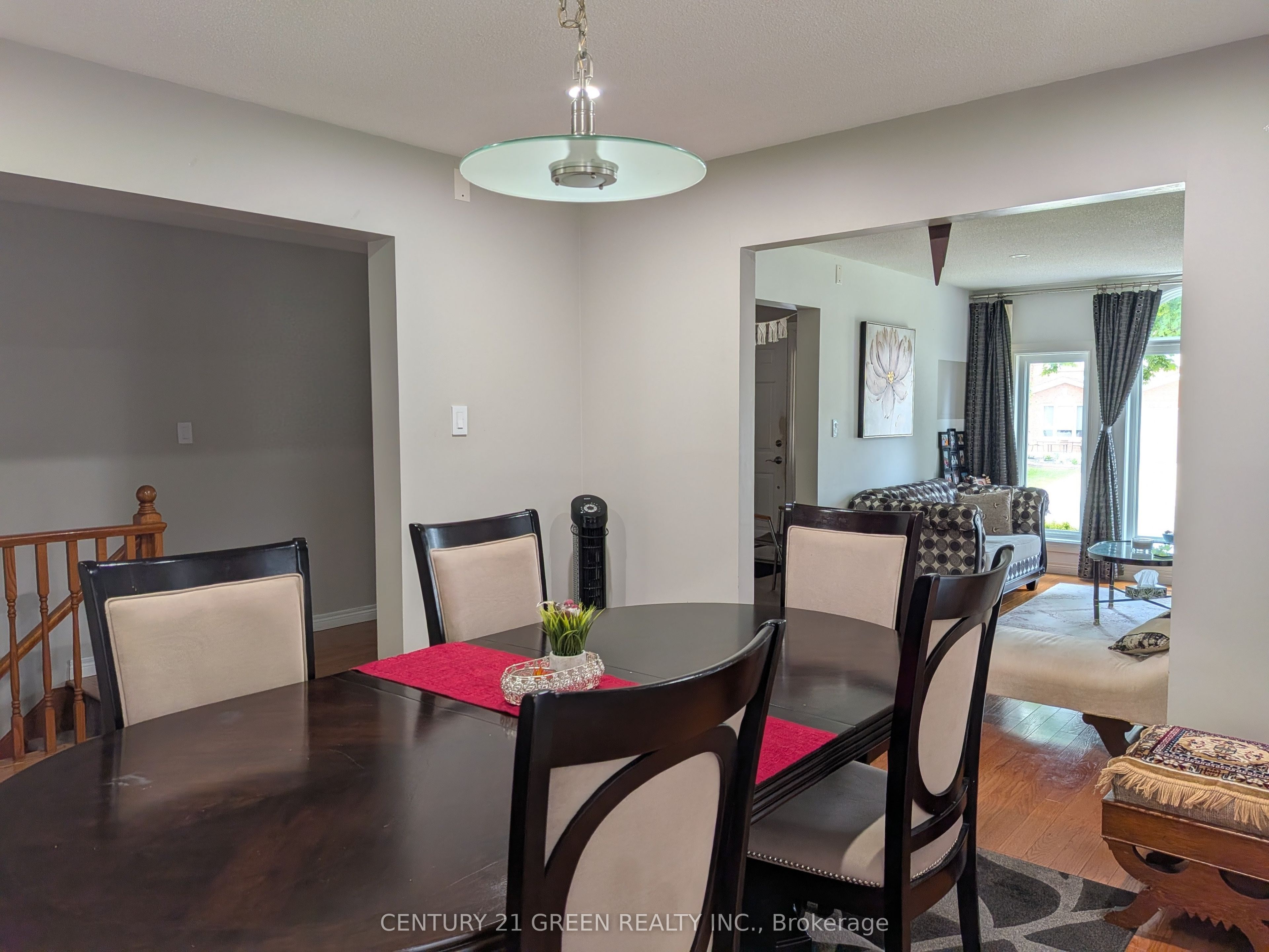 Unit Upper - 45 Caswell Drive, Hamilton 4