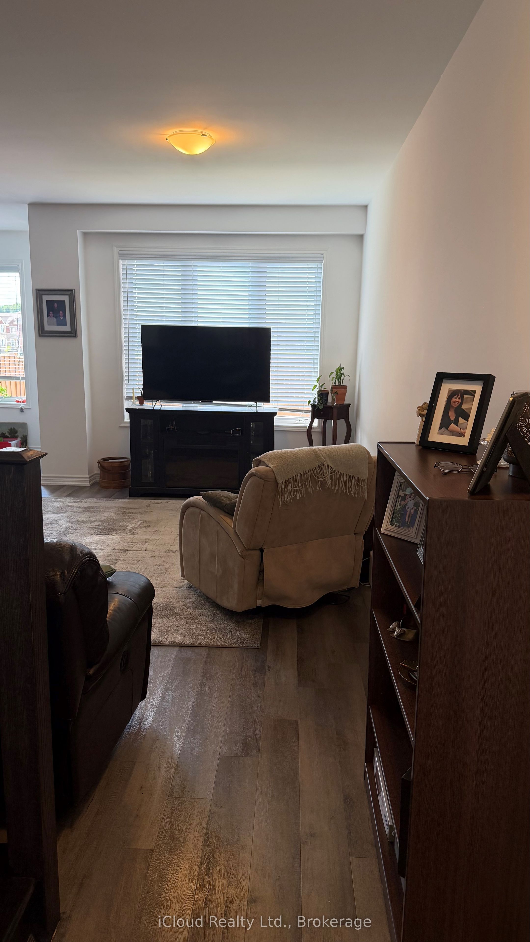 74 Forestwalk Street, Kitchener 4