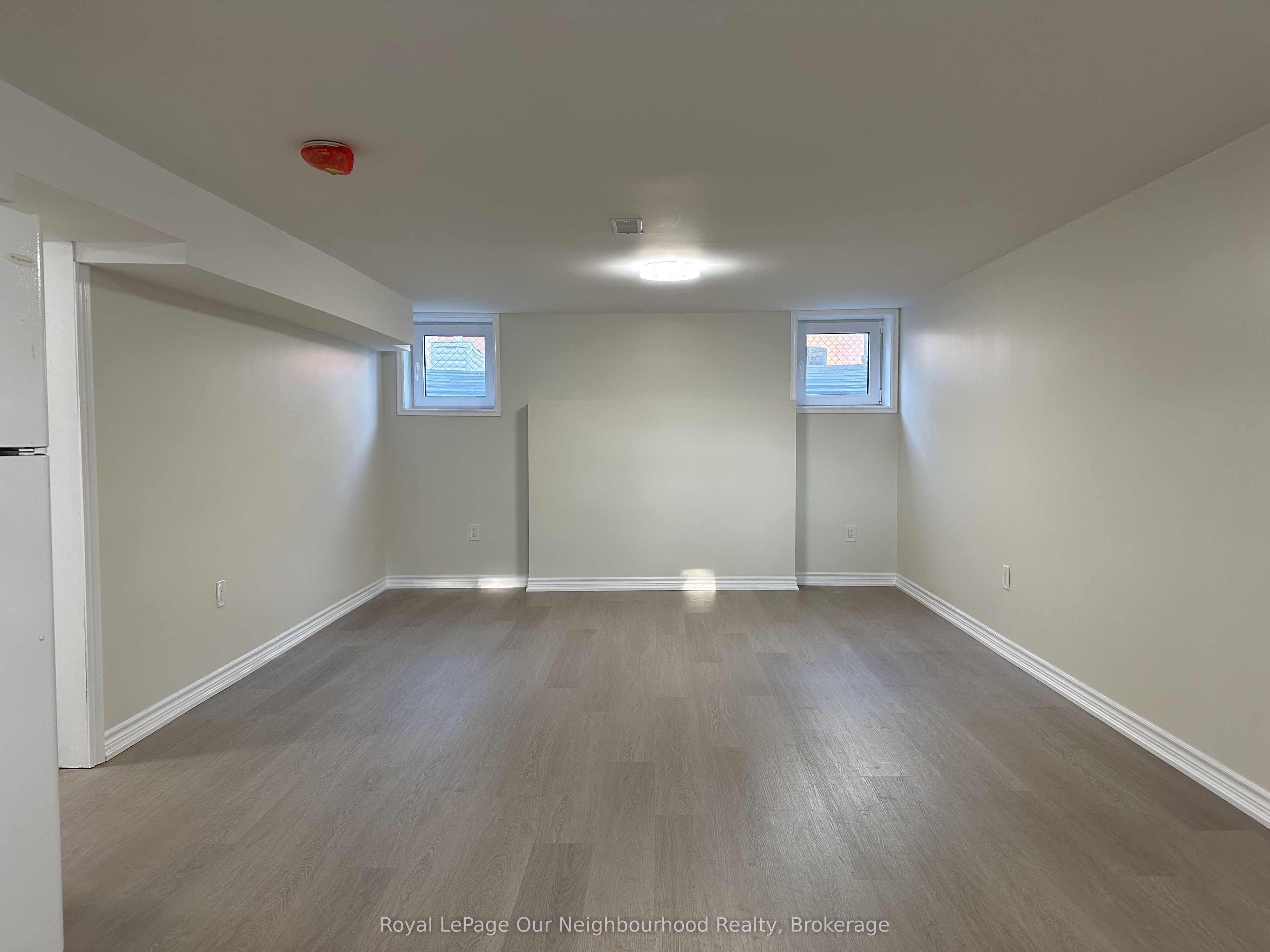 Unit Bsmt - 122 Sanderling Crescent, Kawartha Lakes 4