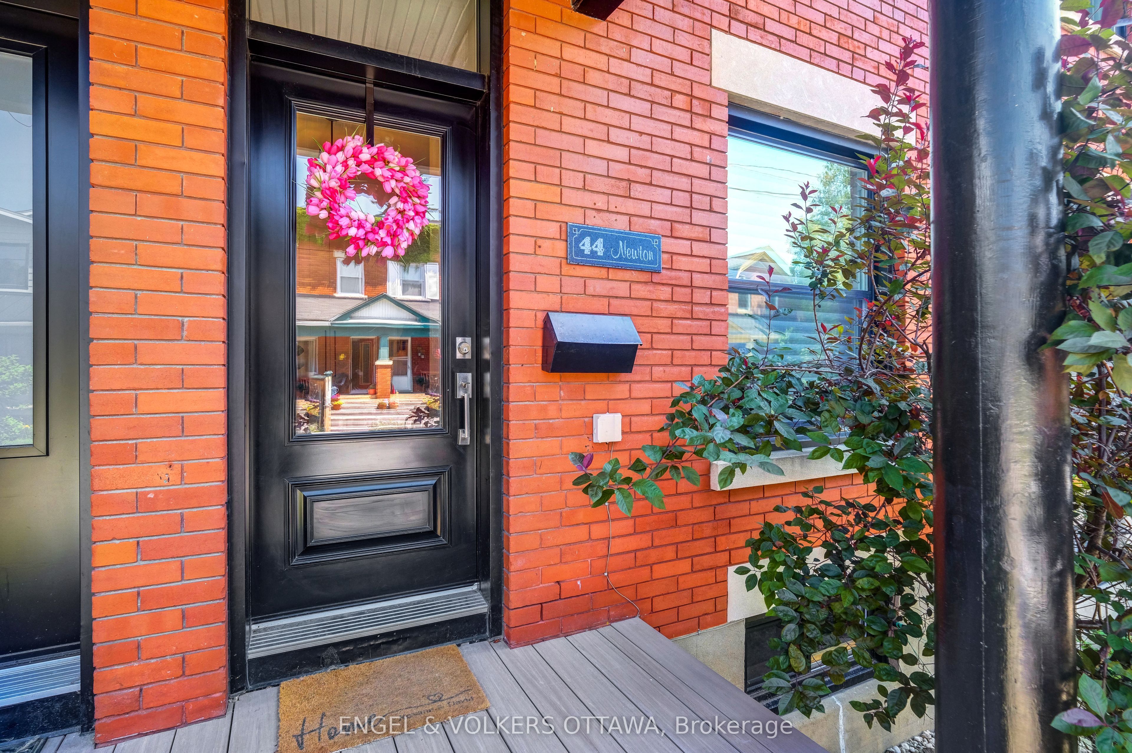 44 Newton Street, Ottawa 3