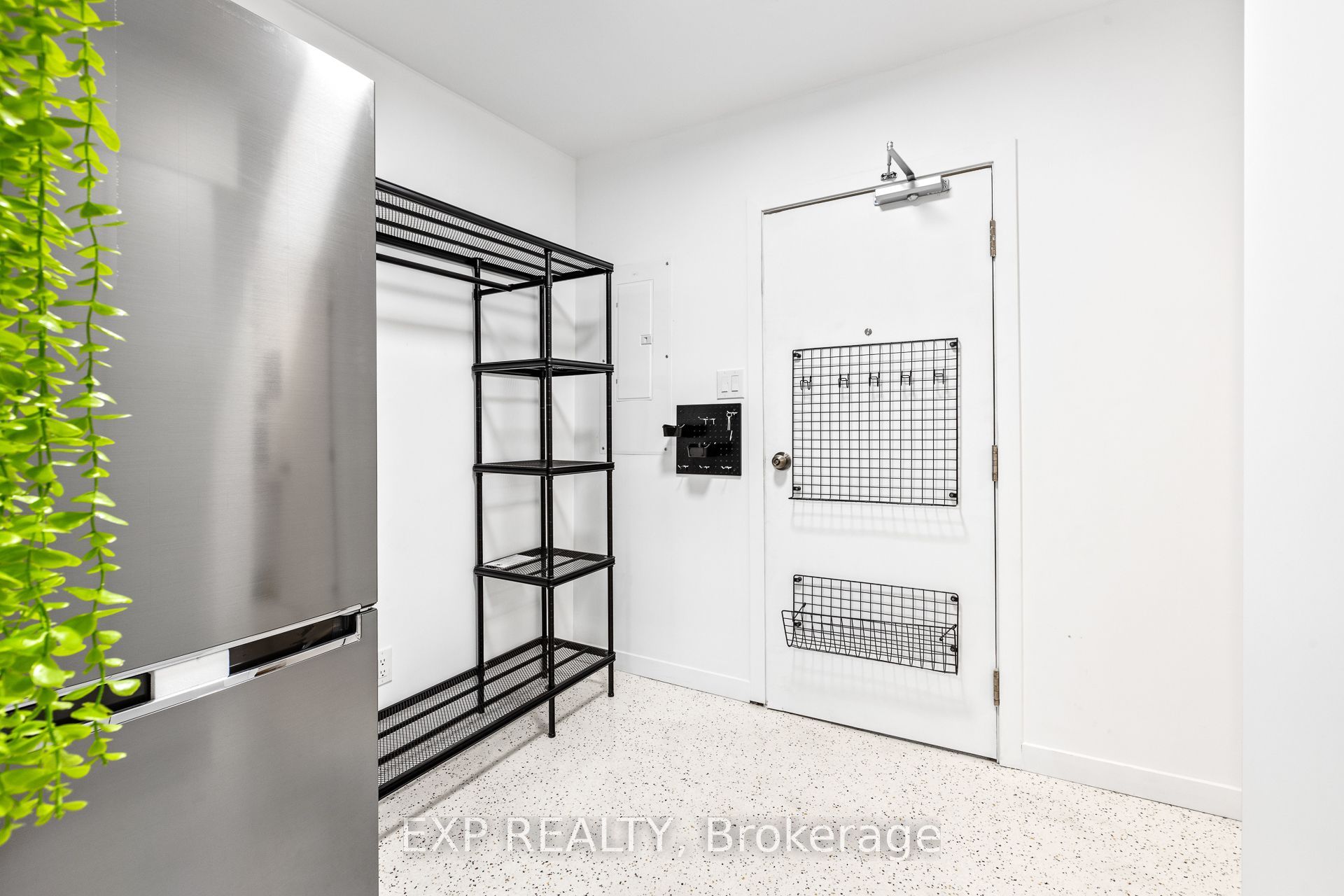 Unit 9 - 204 Ste Monique Street, Ottawa 2