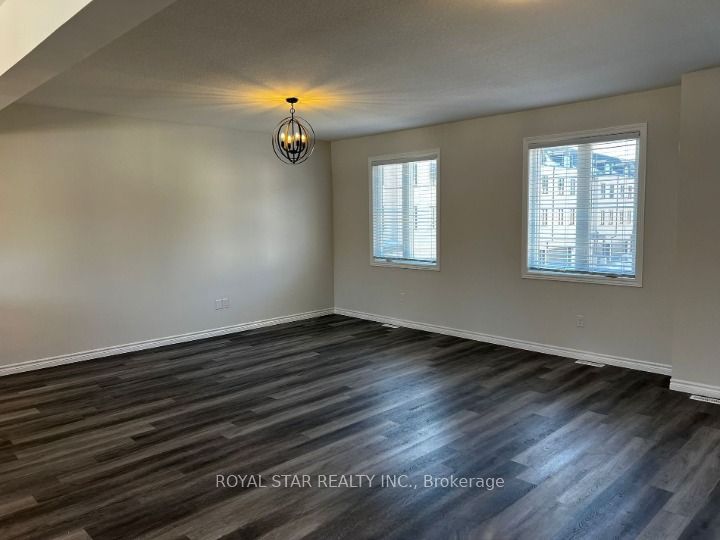 Unit 32 - 2529 Meadowlands Way, London 5