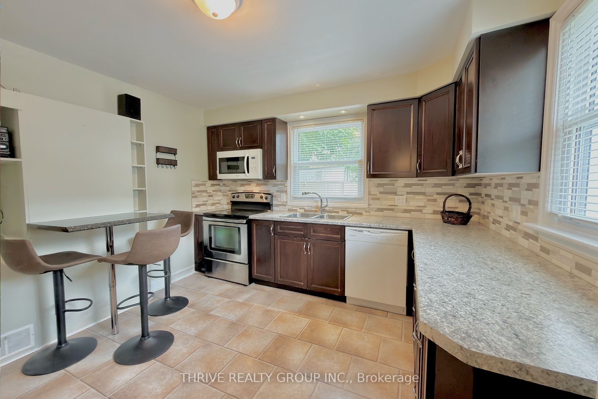 Unit Upper - 538 Quebec Street, London 3