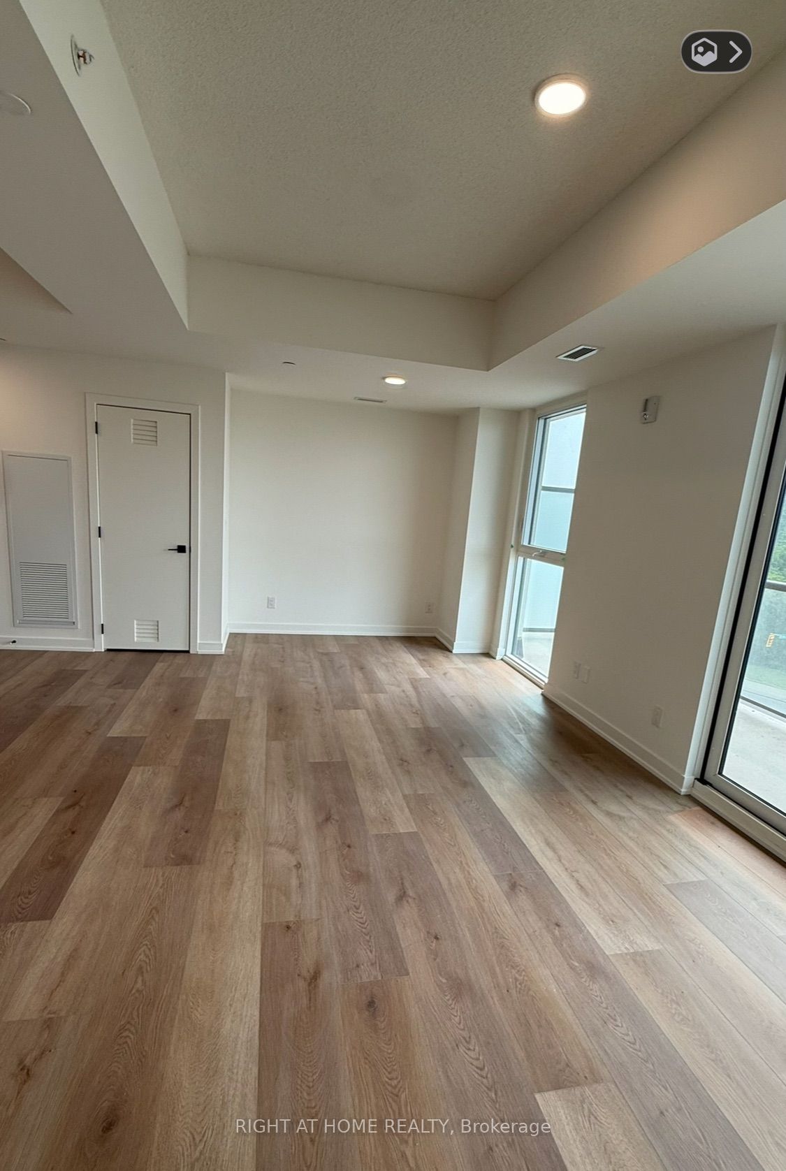 Unit 509 - 33 Erie Avenue, Brantford 2