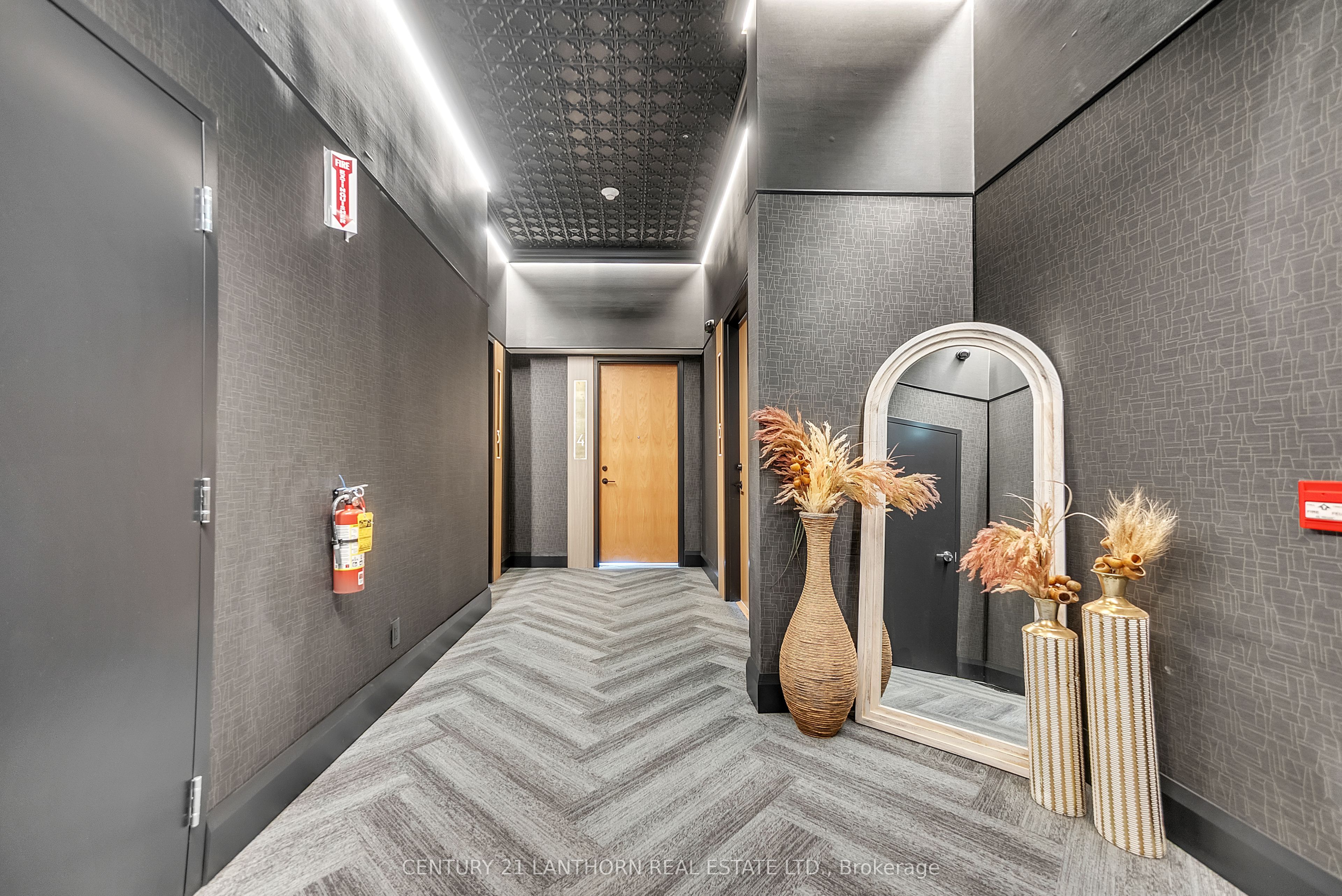 Unit Unit 7 - 38 Front Street, Quinte West 5