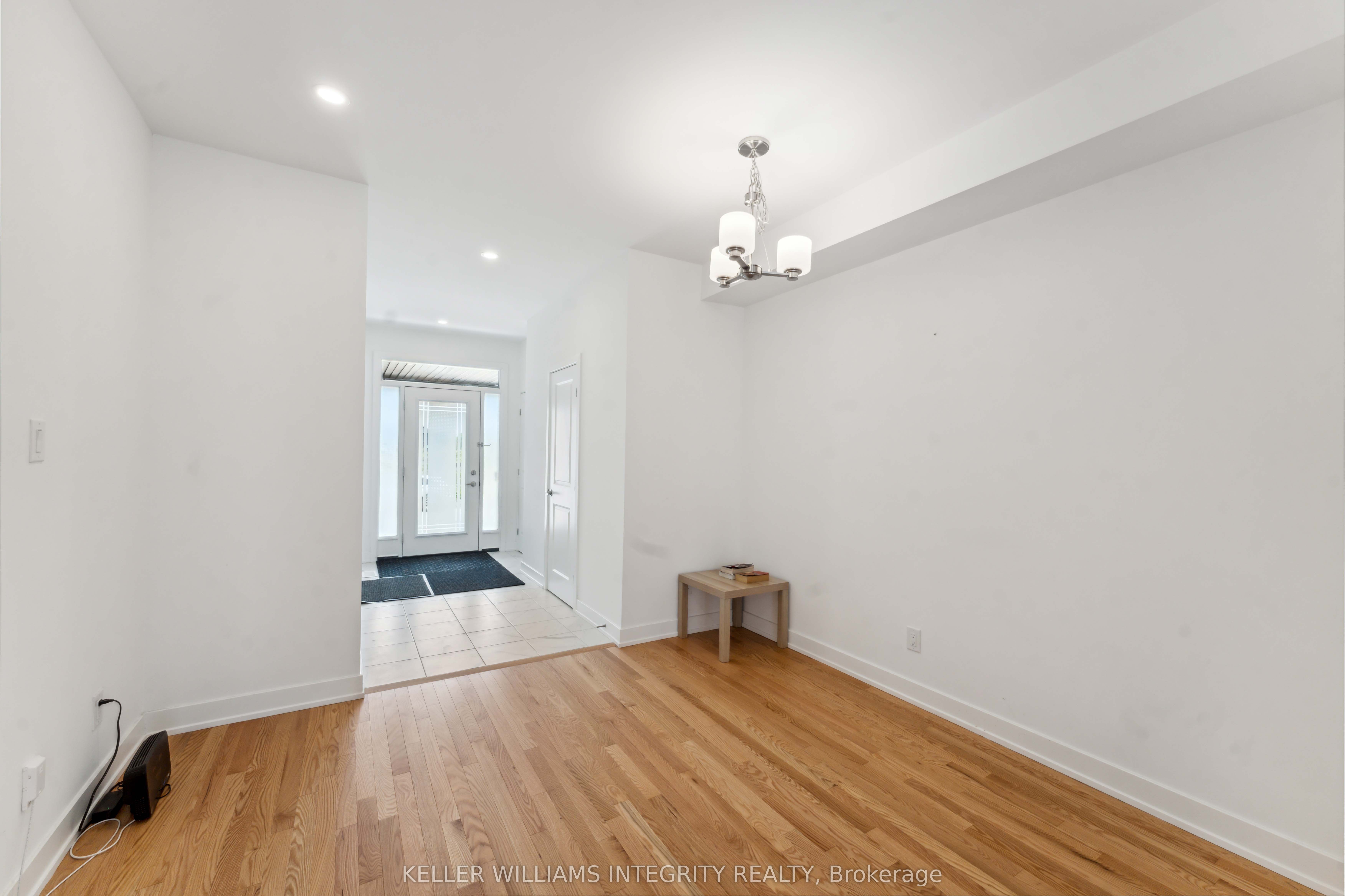 330 Makobe Lane, Orleans-Gloucester 4