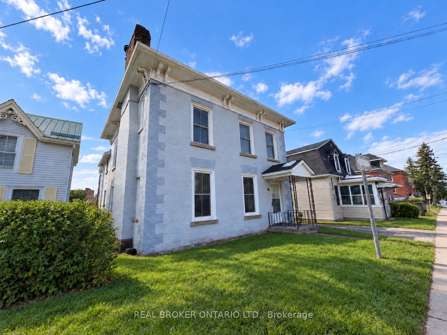 Unit 1 - 16 William Street, Brockville 4