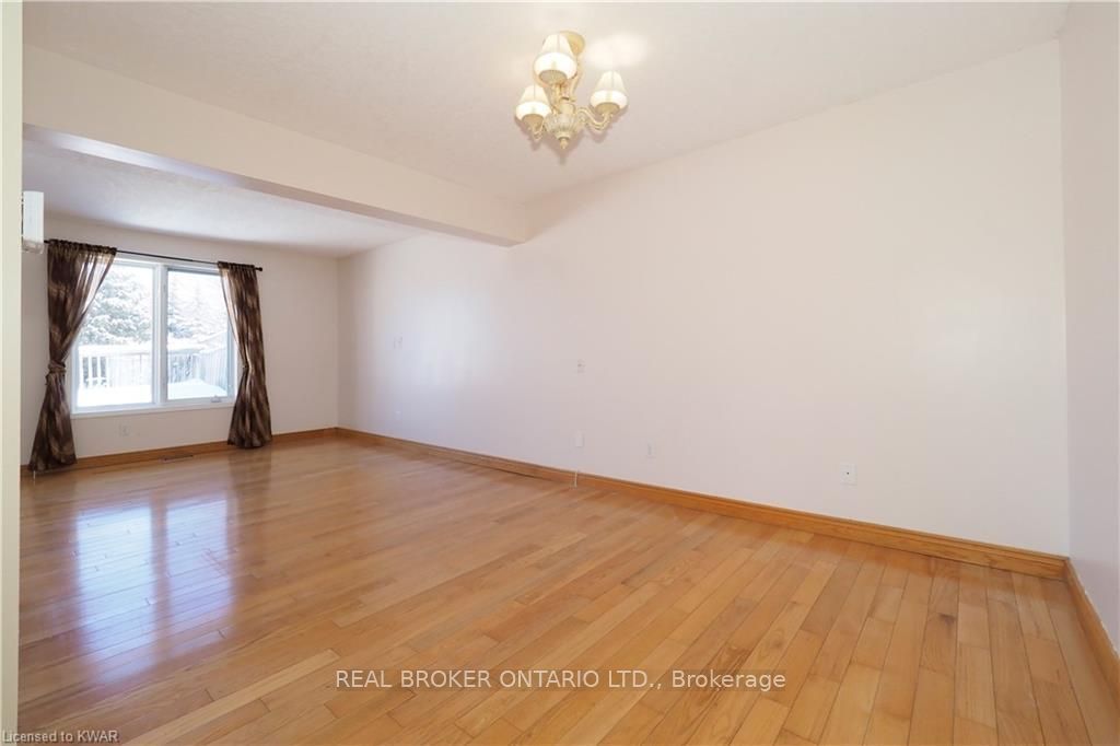 Unit Unit A - 258 Inverhuron Crescent, Waterloo 4