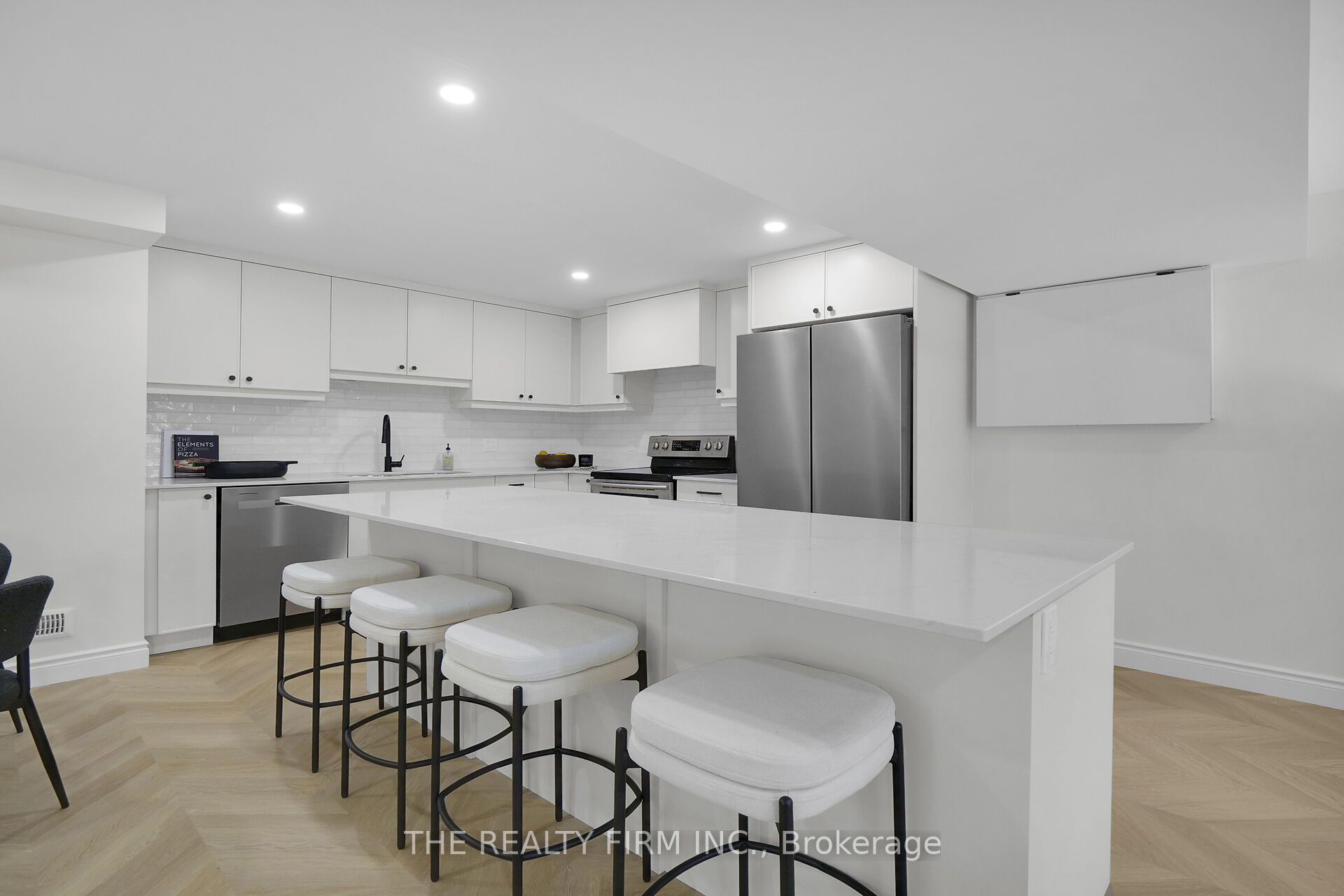 Unit Lower - 57 Naomee Crescent, London 2
