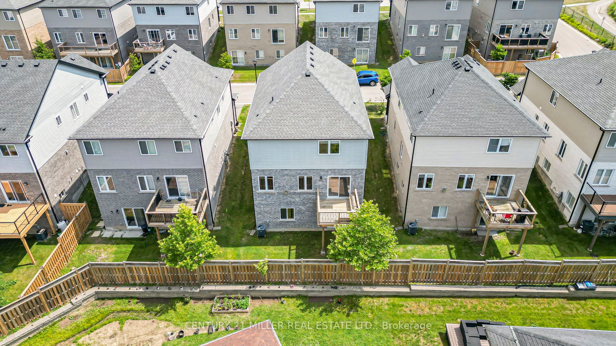 Unit 33 - 2619 Sheffield Boulevard, London 3