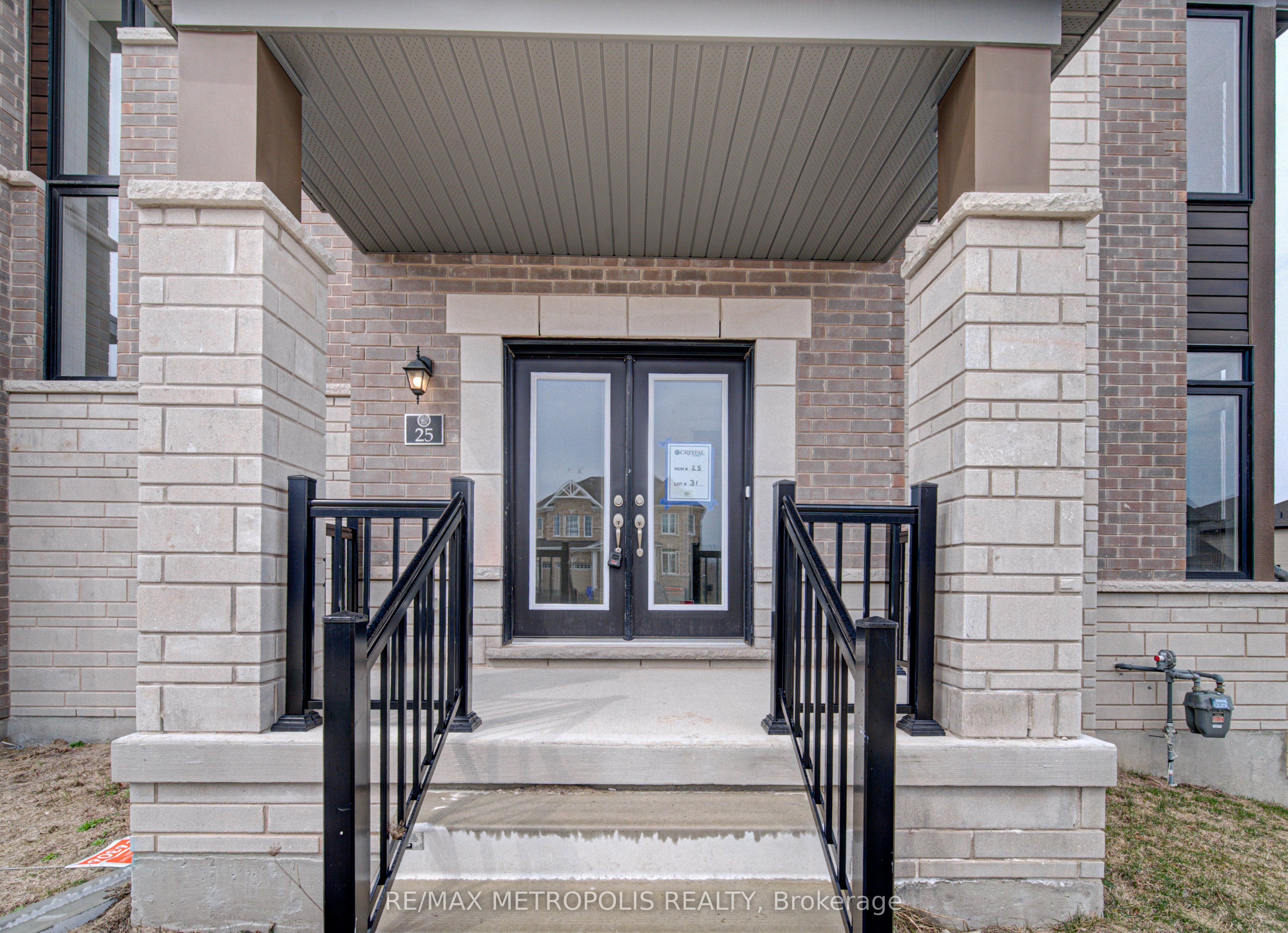 25 Heming Street, Brant 4