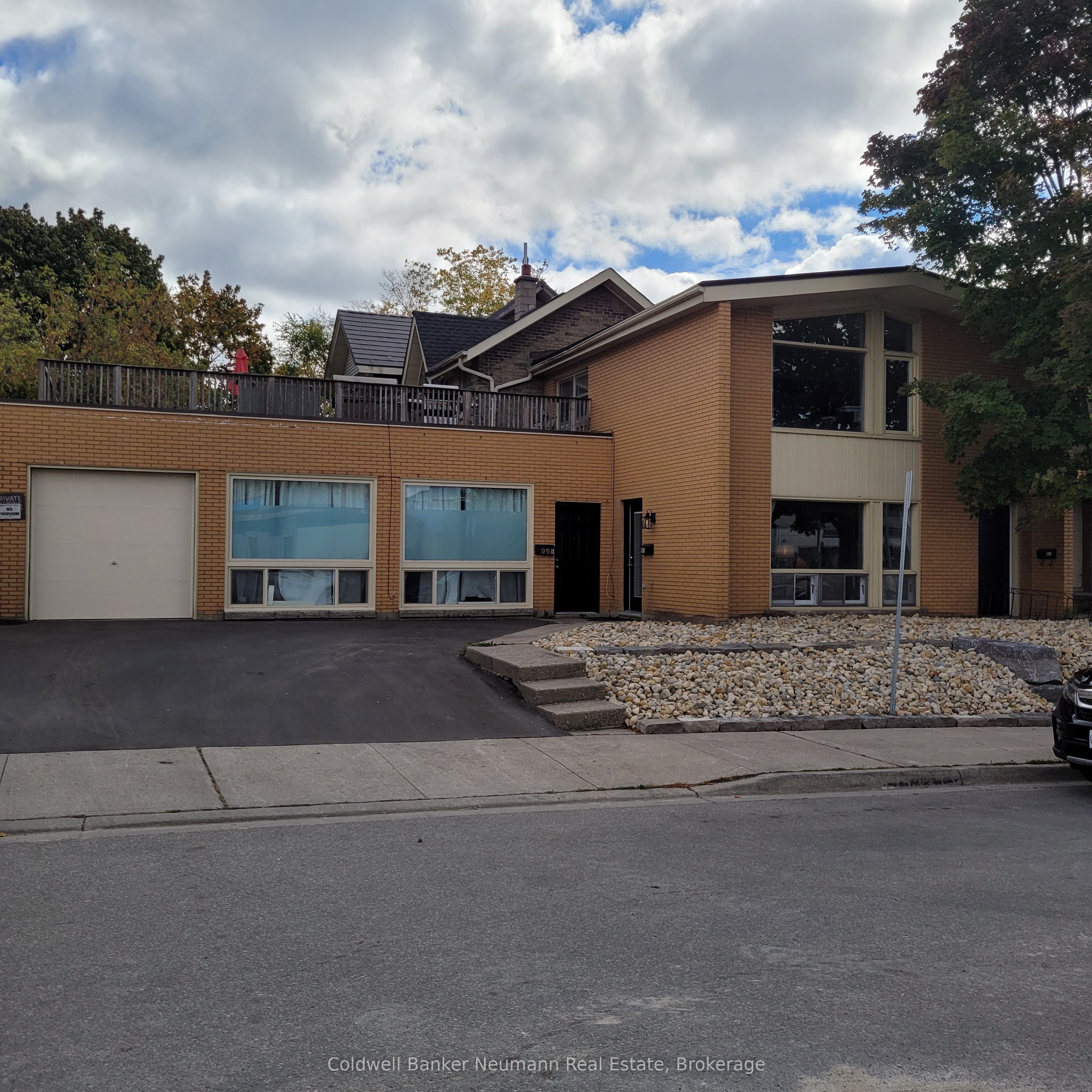 95 Farquhar Street, Guelph 1