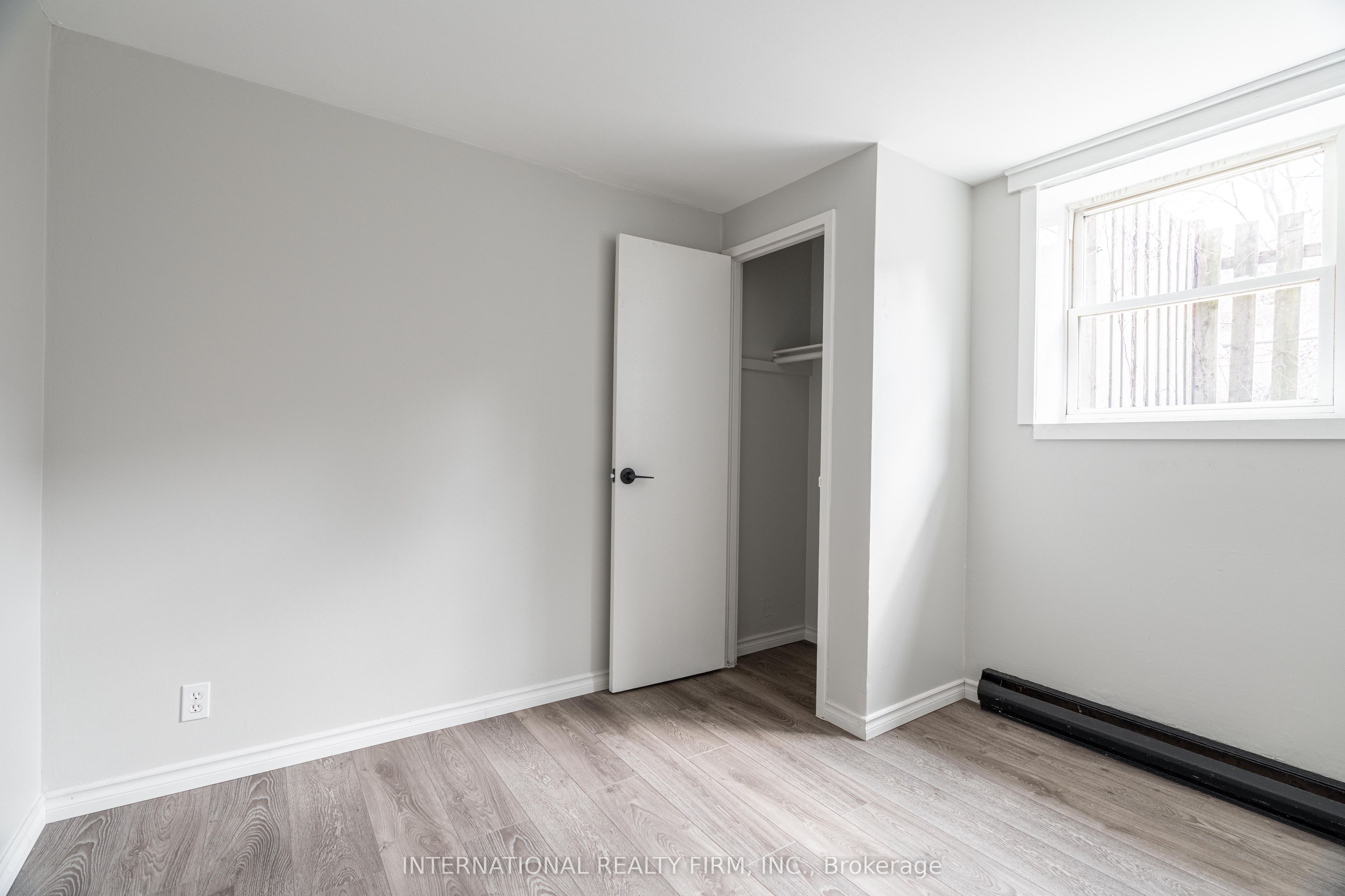 Unit 2 - 24 Brookside Street, London 4