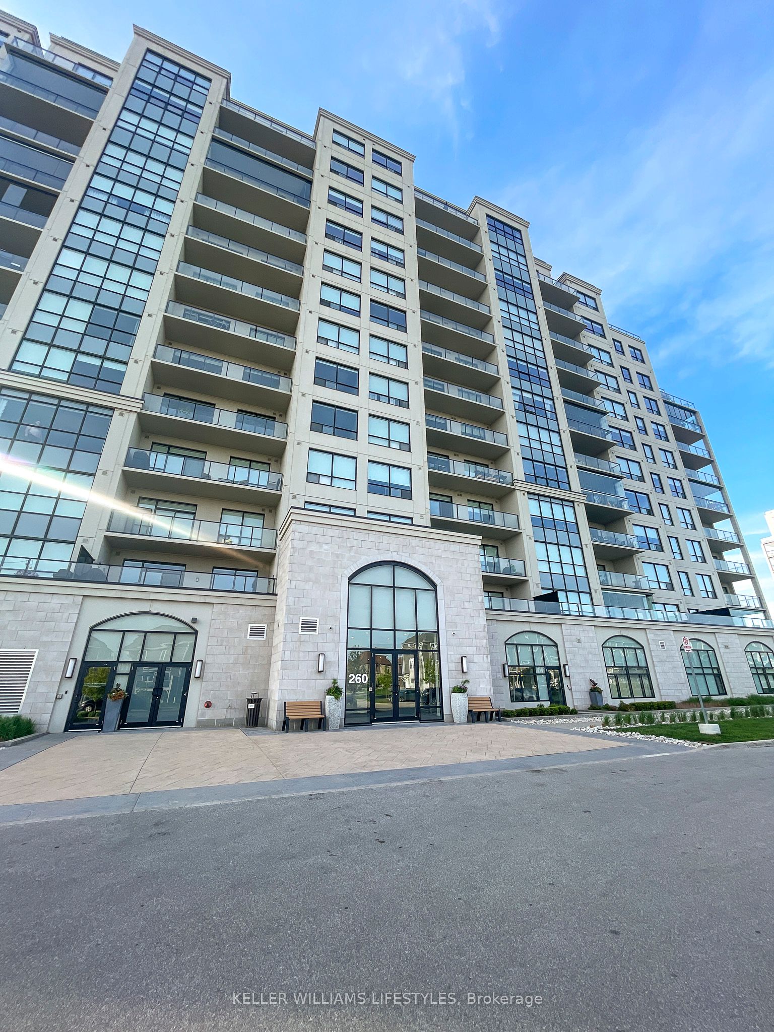 Unit 512 - 260 Village Walk Boulevard, London 2