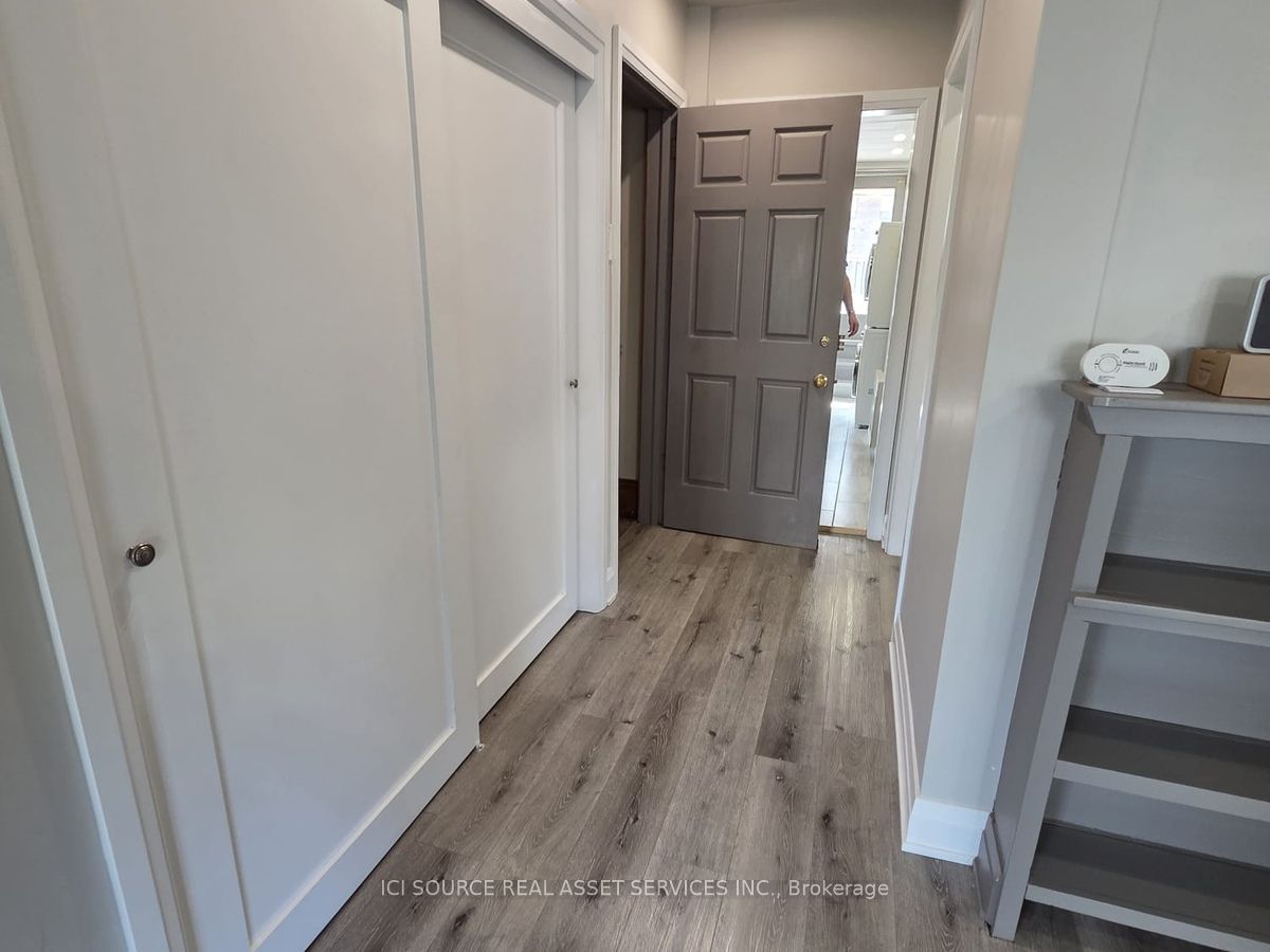 Unit 3 - 12 Somerset Street W, Ottawa 4